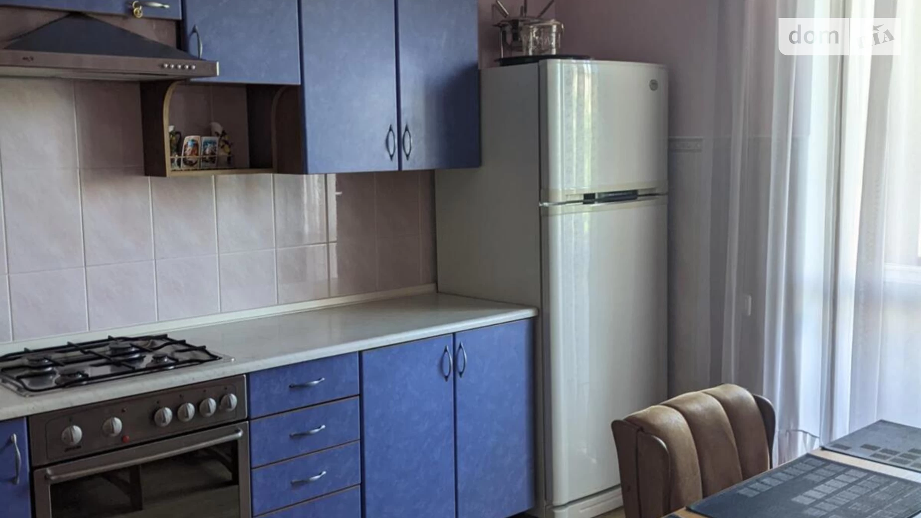 Сдается в аренду дом на 2 этажа 302.3 кв. м с бассейном, цена: 900 $ - фото 3