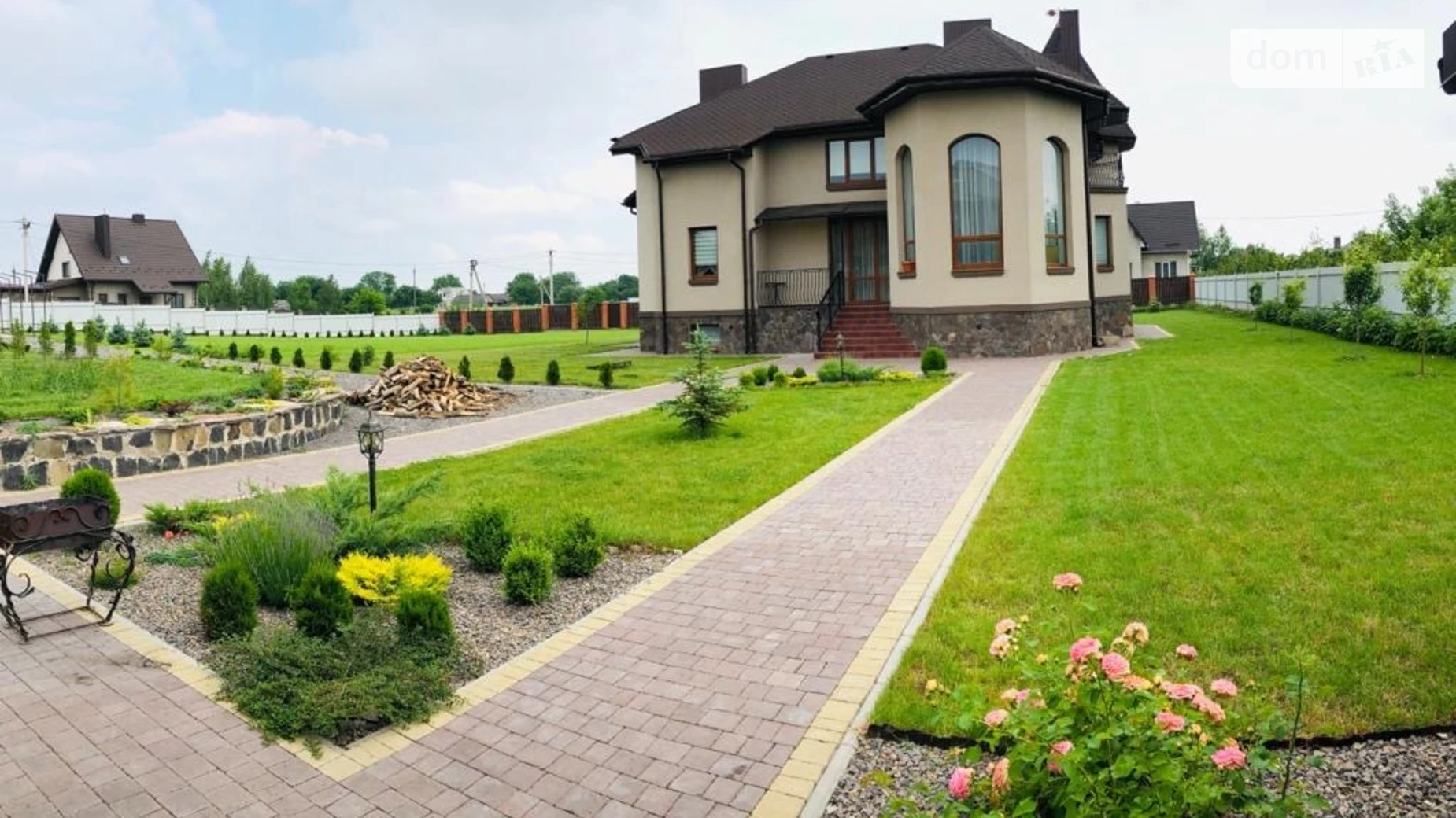 Продается дом на 2 этажа 294 кв. м с мебелью, цена: 360000 $ - фото 3