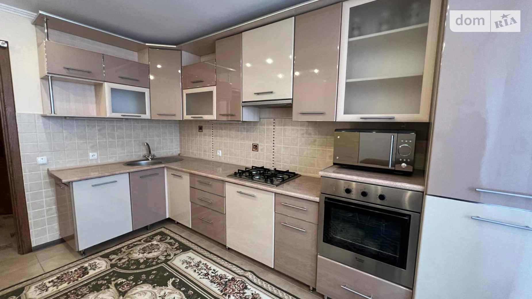 2-комнатная квартира 79.7 кв. м в Тернополе, ул. Чайковского, 36 - фото 2