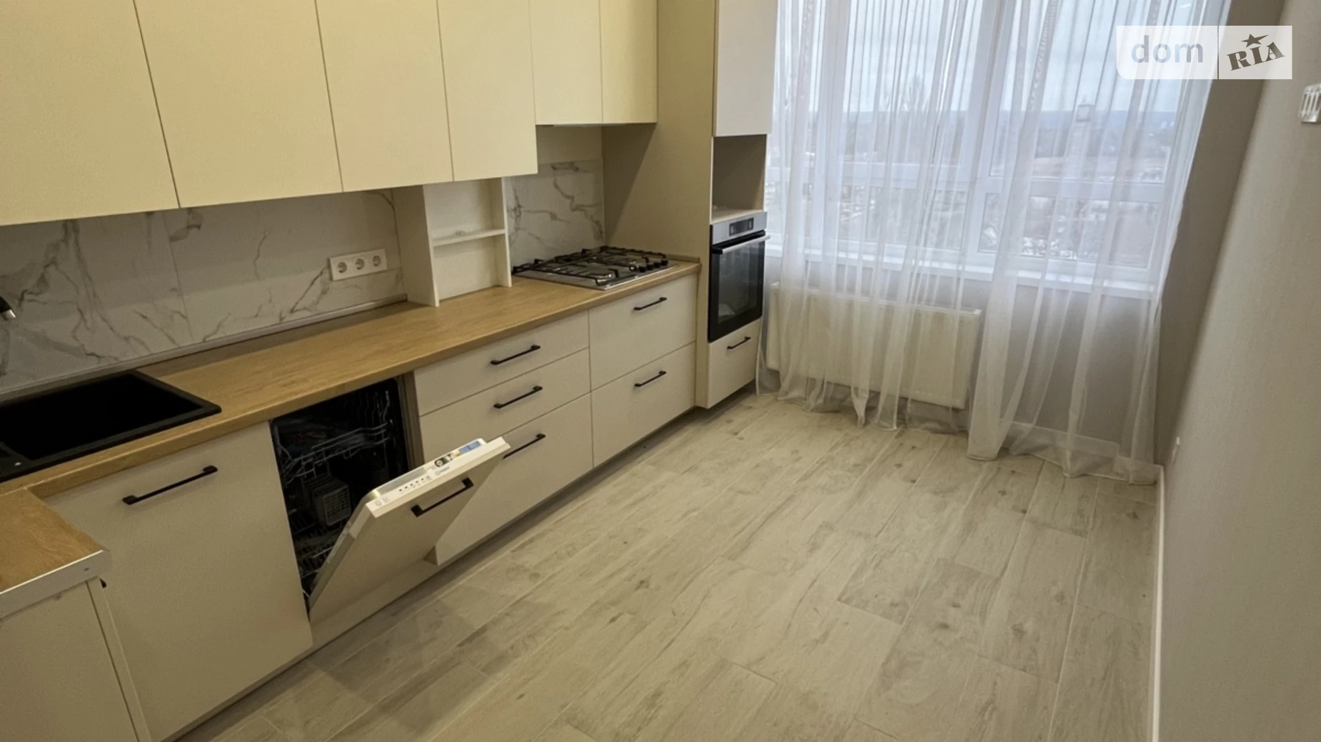 Продається 1-кімнатна квартира 35 кв. м у Гостомелі, вул. Остромирська, 49В - фото 2