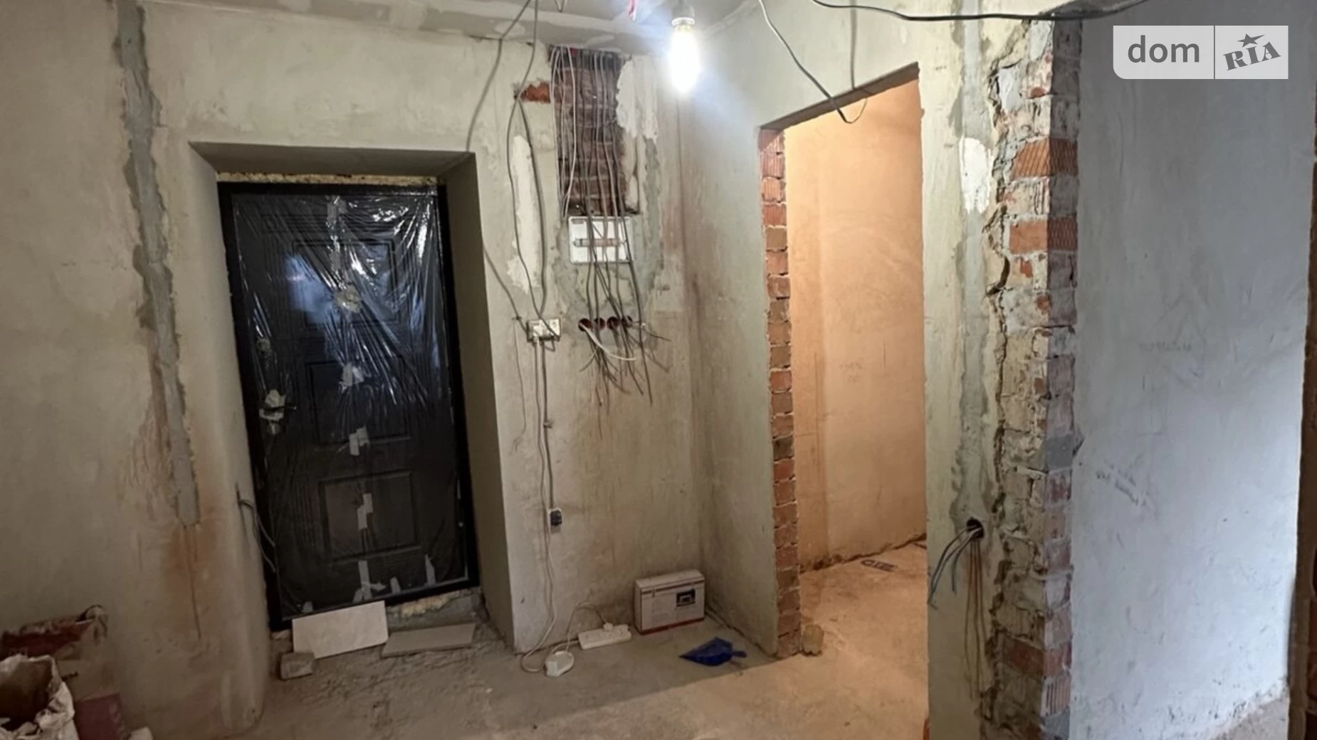 Продается 1-комнатная квартира 43.9 кв. м в Угорниках, ул. Героев Николаева(Сеченова), 129А корпус 20 - фото 3