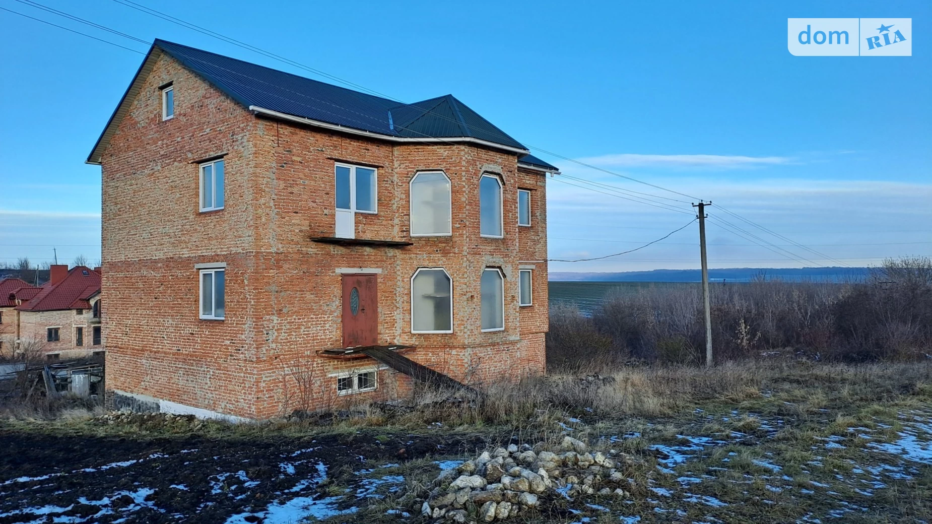 Продается дом на 3 этажа 270 кв. м с садом, цена: 49000 $ - фото 2