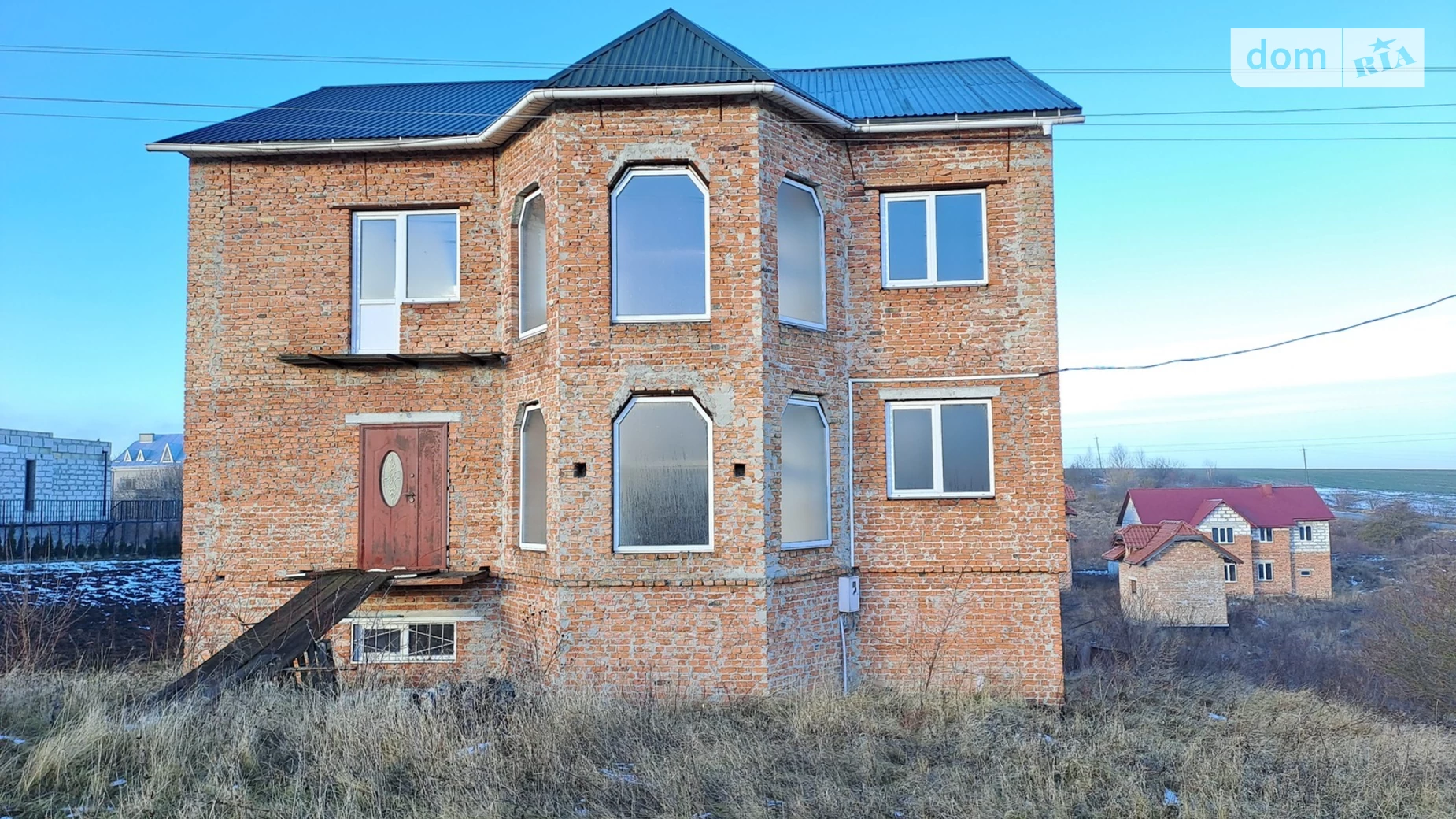 Продается дом на 3 этажа 270 кв. м с садом, цена: 49000 $ - фото 3