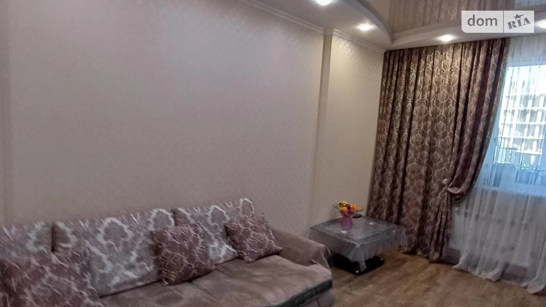 Продається 2-кімнатна квартира 65 кв. м у Одесі, мас. Радужний, 15/2 - фото 4