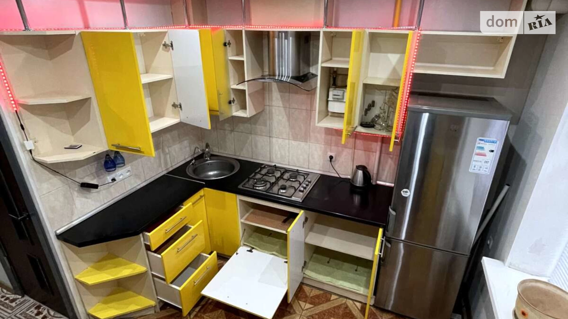 Сдается в аренду 2-комнатная квартира 56 кв. м в Днепре, ул. Паникахи, 77А/1 - фото 2