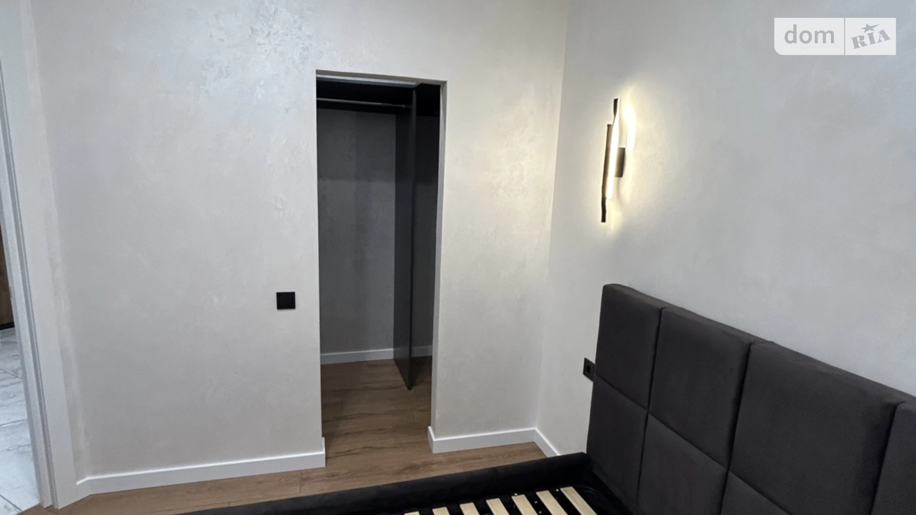 Продается 1-комнатная квартира 41 кв. м в Ирпене, пер. Озерный, 20 - фото 2
