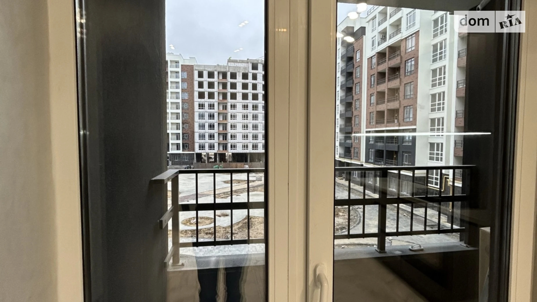 Продается 1-комнатная квартира 40 кв. м в Ирпене, ул. Ольги Кобылянской(Достоевского), 20 - фото 3