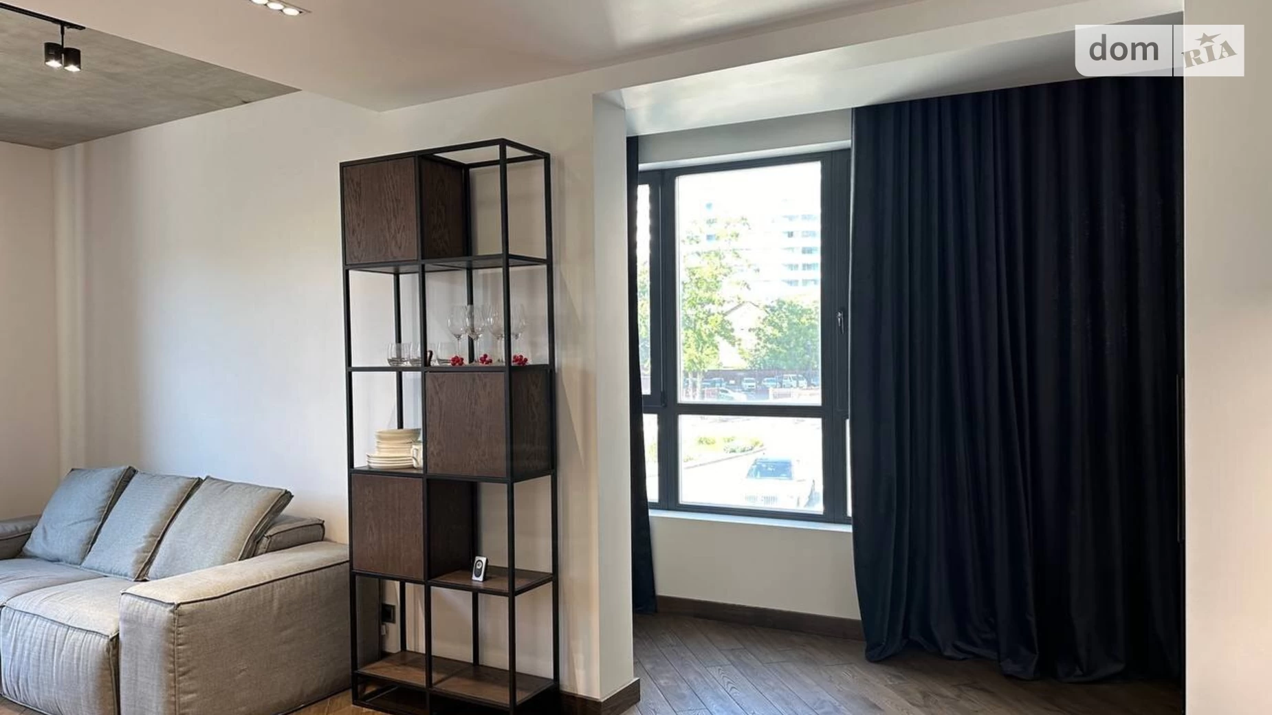 Продается 1-комнатная квартира 52.8 кв. м в Одессе, ул. Новобереговая, 12А - фото 2