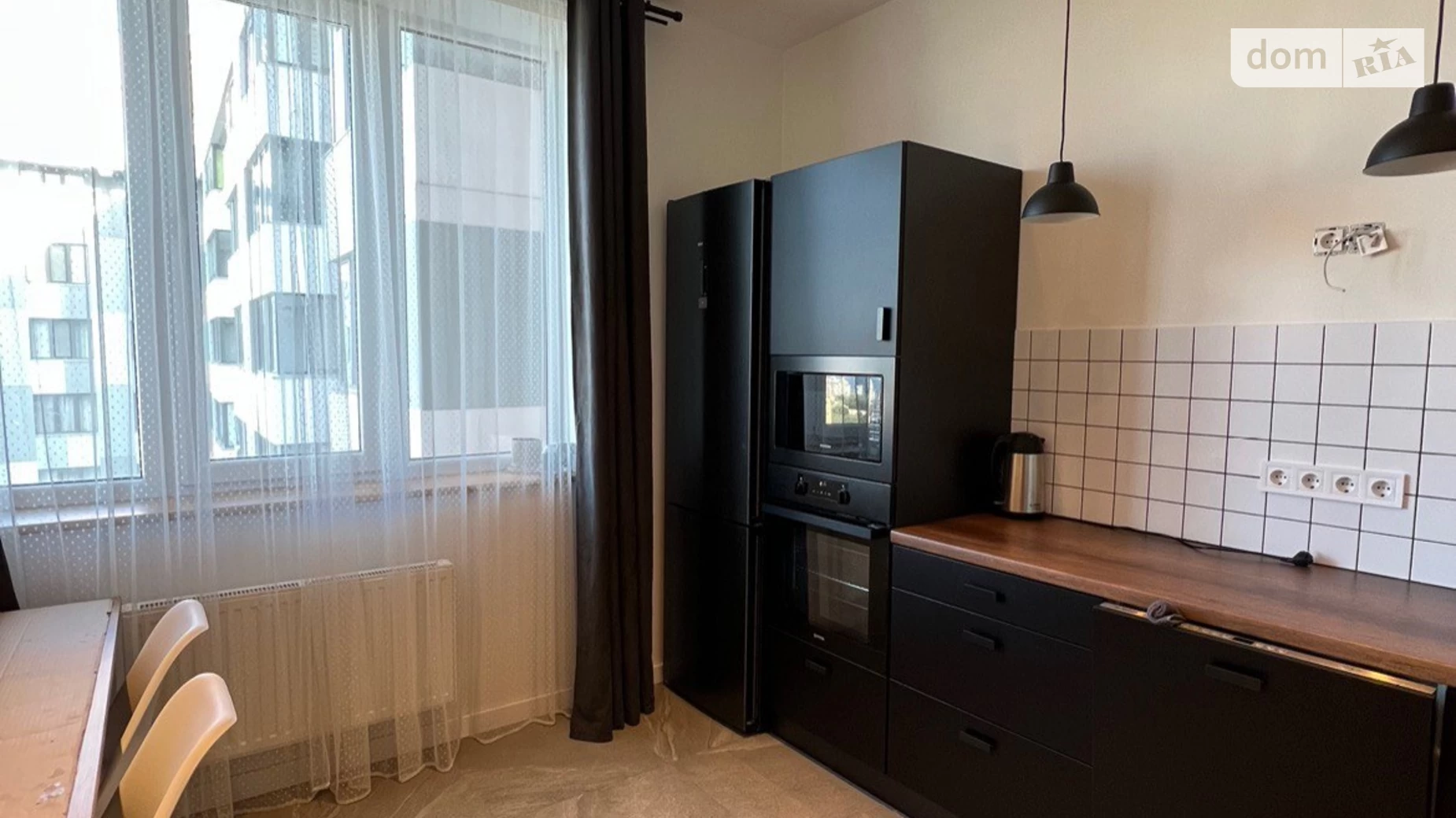 Продається 1-кімнатна квартира 60.6 кв. м у Одесі, вул. Канатна, 122А - фото 2
