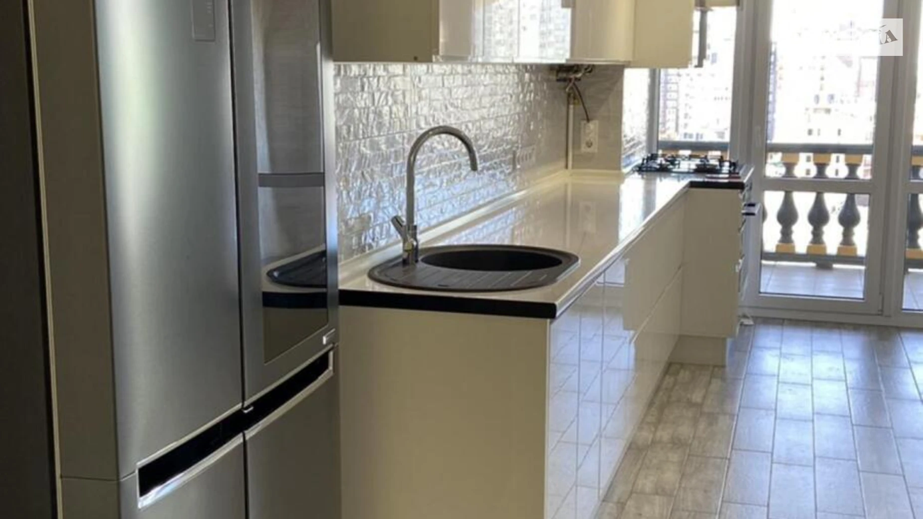 Продається 2-кімнатна квартира 106.4 кв. м у Кріжанівці, вул. Миланська - фото 2