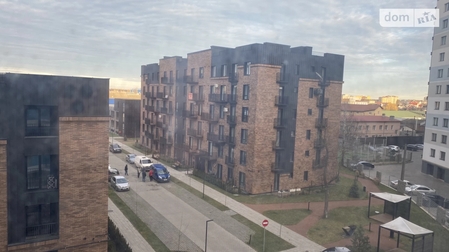Продается 3-комнатная квартира 101 кв. м в Ивано-Франковске, ул. Крайковского, 1 корпус 2 - фото 5