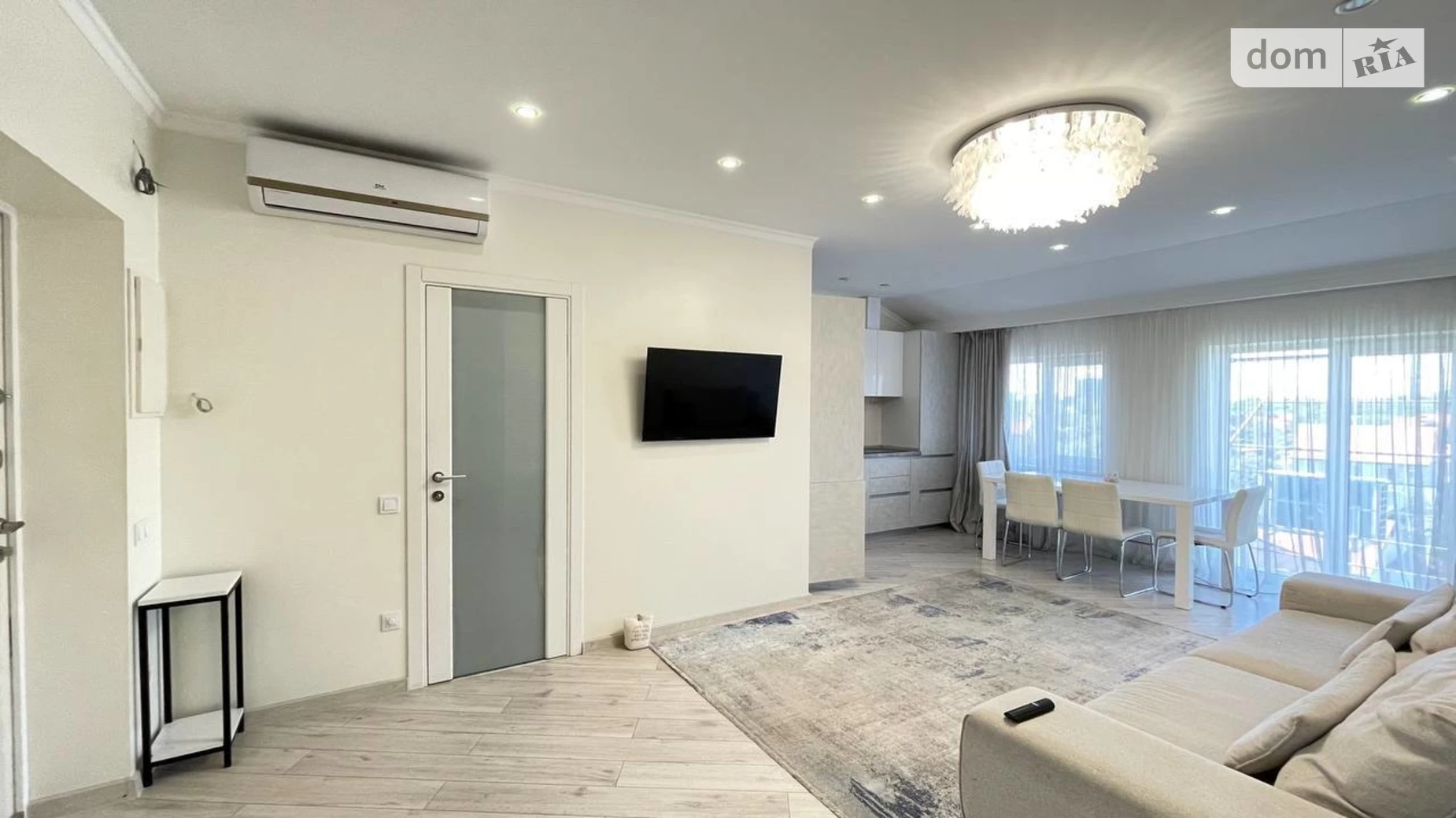 Продається 2-кімнатна квартира 67.7 кв. м у Одесі, вул. Бригадна - фото 4