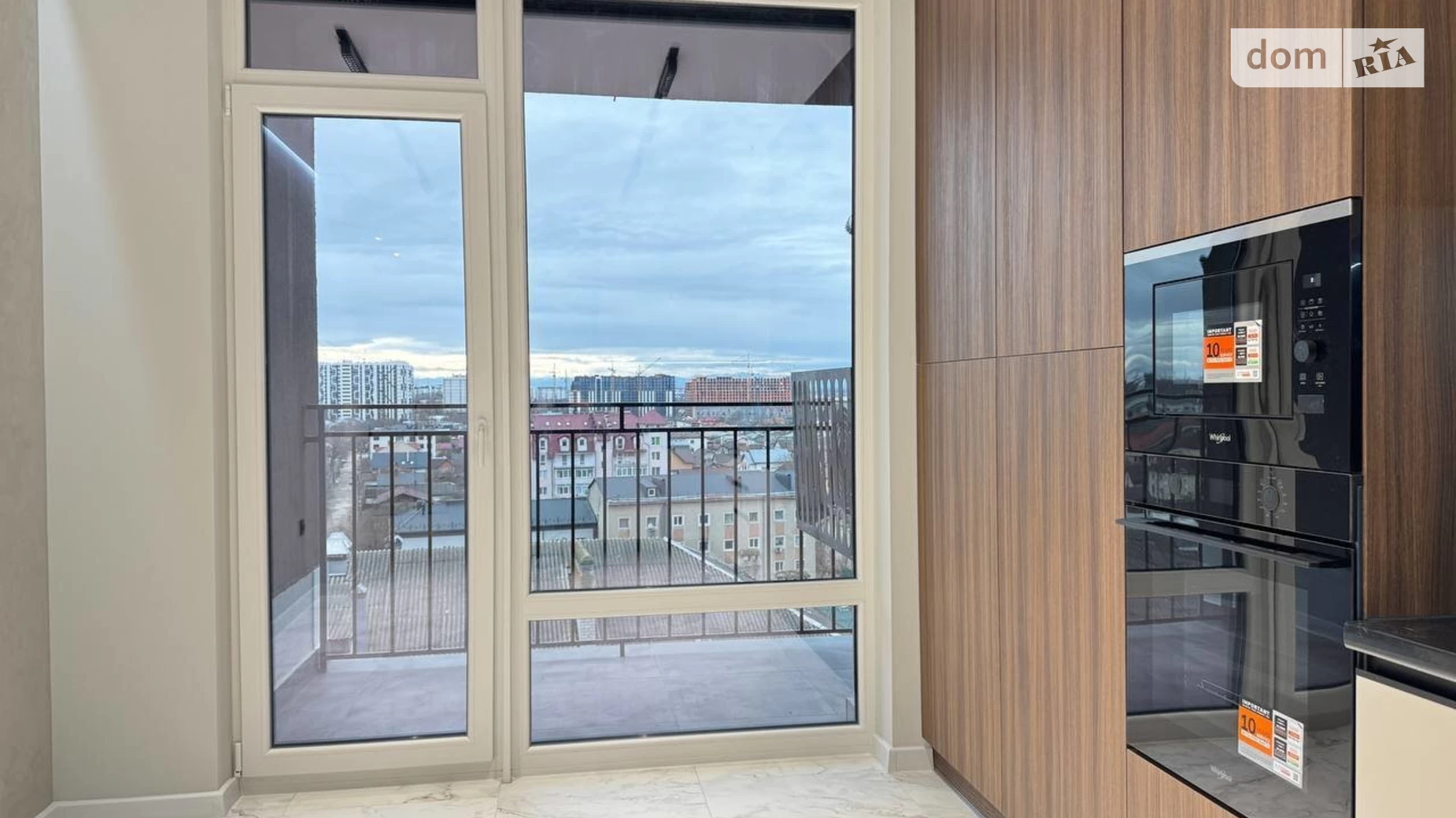Продается 1-комнатная квартира 49.7 кв. м в Ивано-Франковске, цена: 67000 $ - фото 2