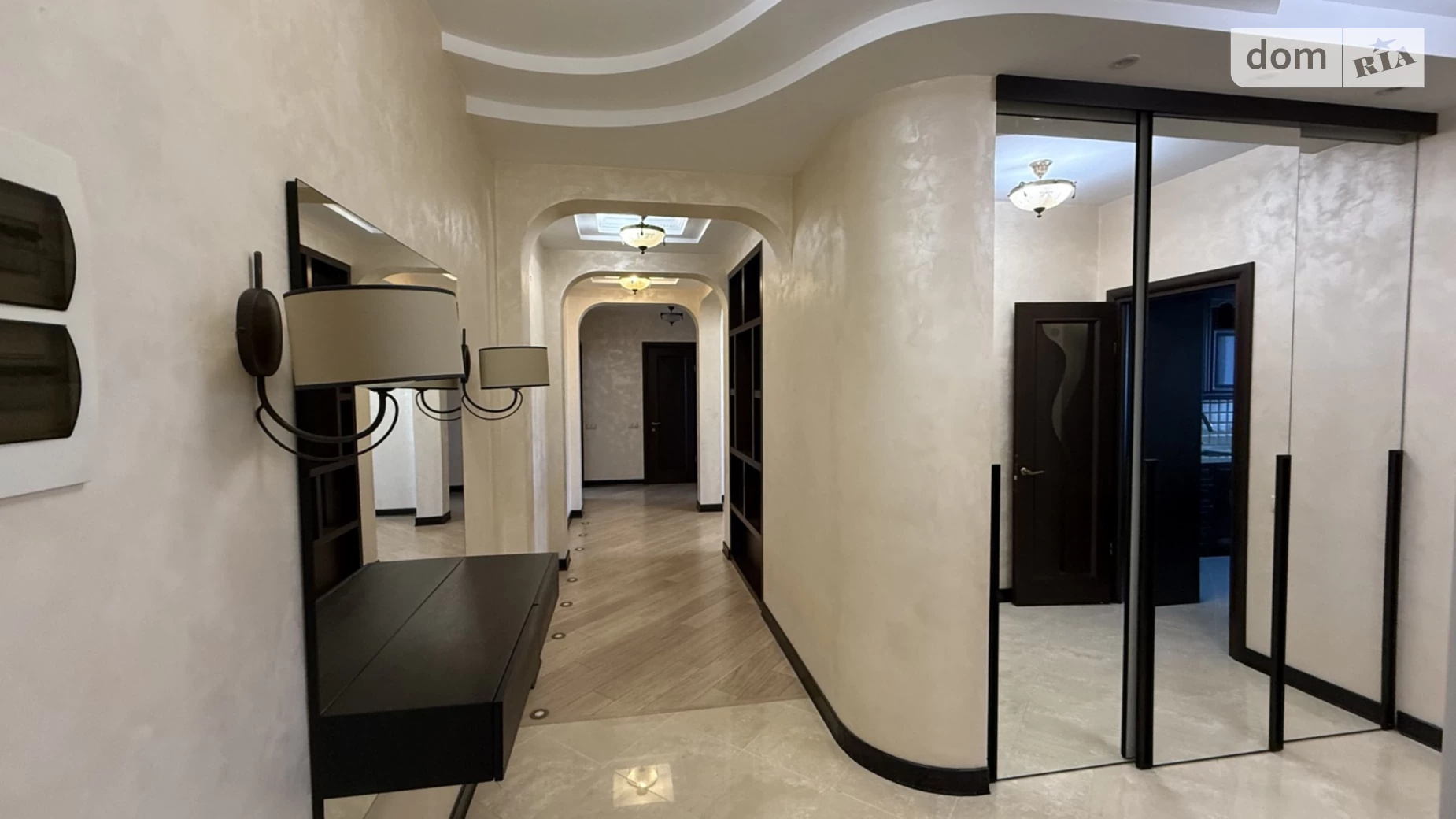 Продается 3-комнатная квартира 106 кв. м в Хмельницком, ул. Свободы, 7Б/1 - фото 2