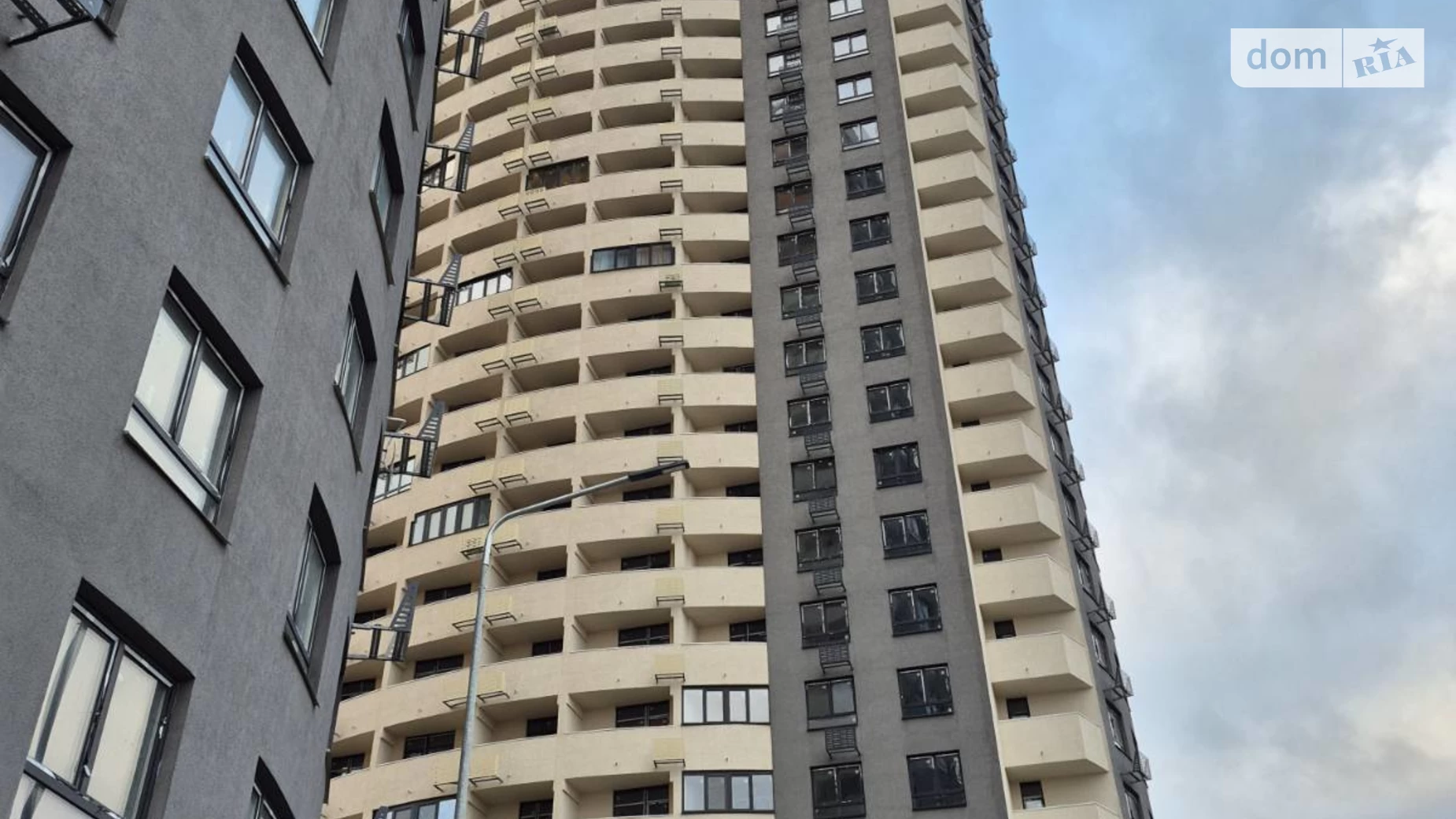 Продається 3-кімнатна квартира 75.8 кв. м у Києві, вул. Миколи Кибальчича, 1Г - фото 2