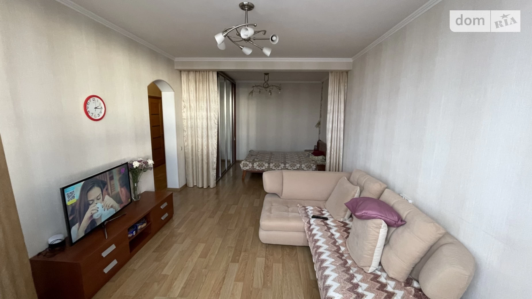 Продається 1-кімнатна квартира 61 кв. м у Києві, Харківське шосе, 19А - фото 2