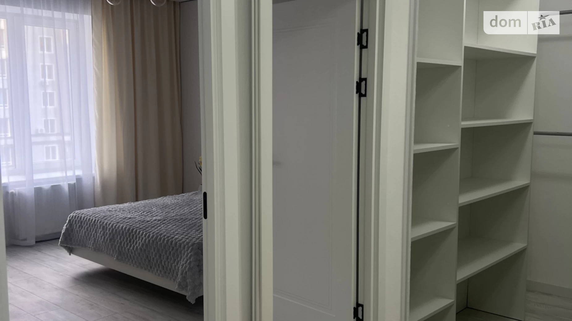 Продається 2-кімнатна квартира 74 кв. м у Бучі, вул. Івана Кожедуба, 3А корпус 4Д - фото 2
