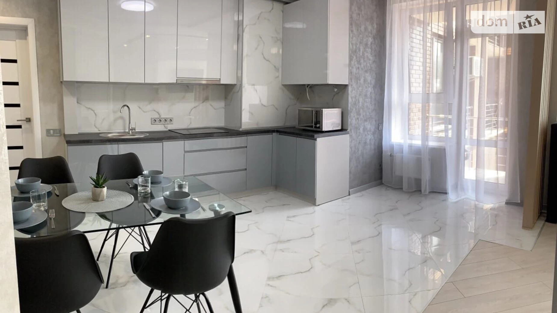 Здається в оренду 1-кімнатна квартира 57 кв. м у Львові, вул. Балабана Маєра, 12 - фото 2