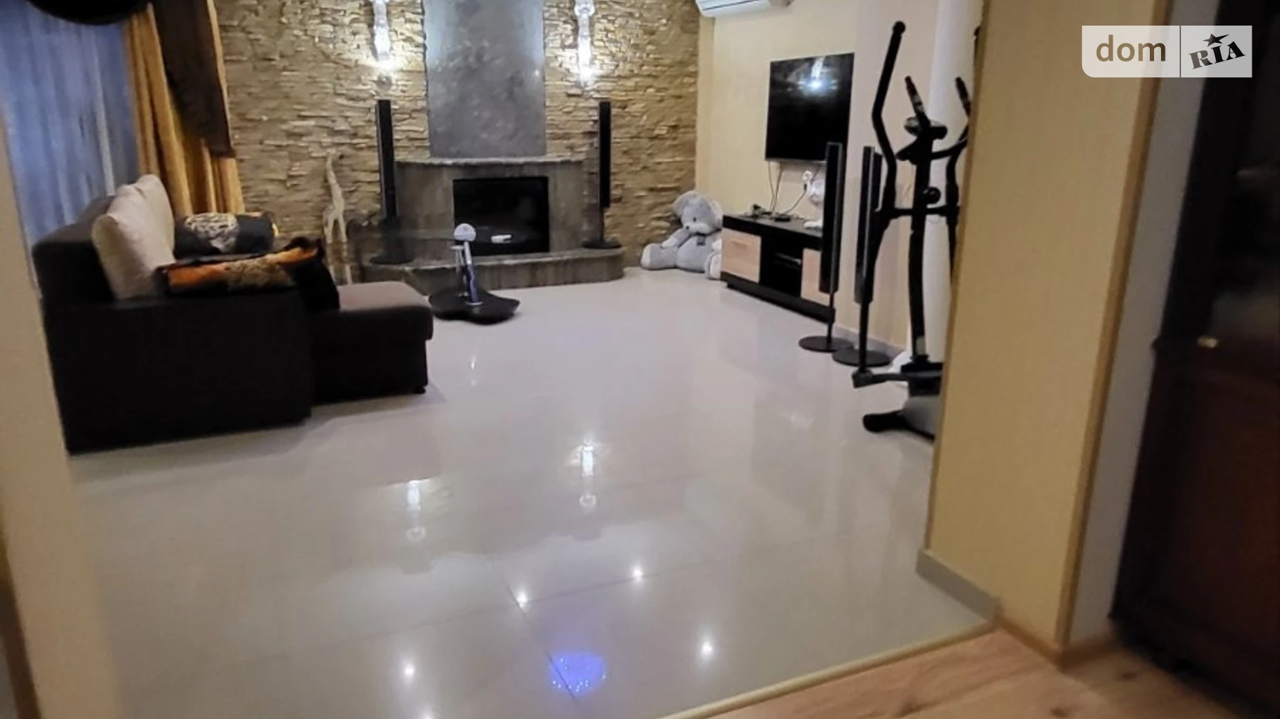 Продается 4-комнатная квартира 139.7 кв. м в Днепре, бул. Славы, 18 - фото 2