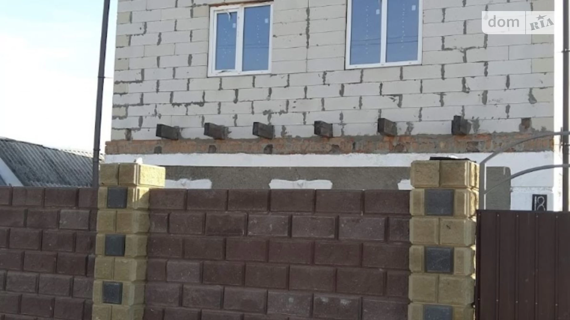 Продается дом на 2 этажа 120 кв. м с бассейном, цена: 40000 $ - фото 4