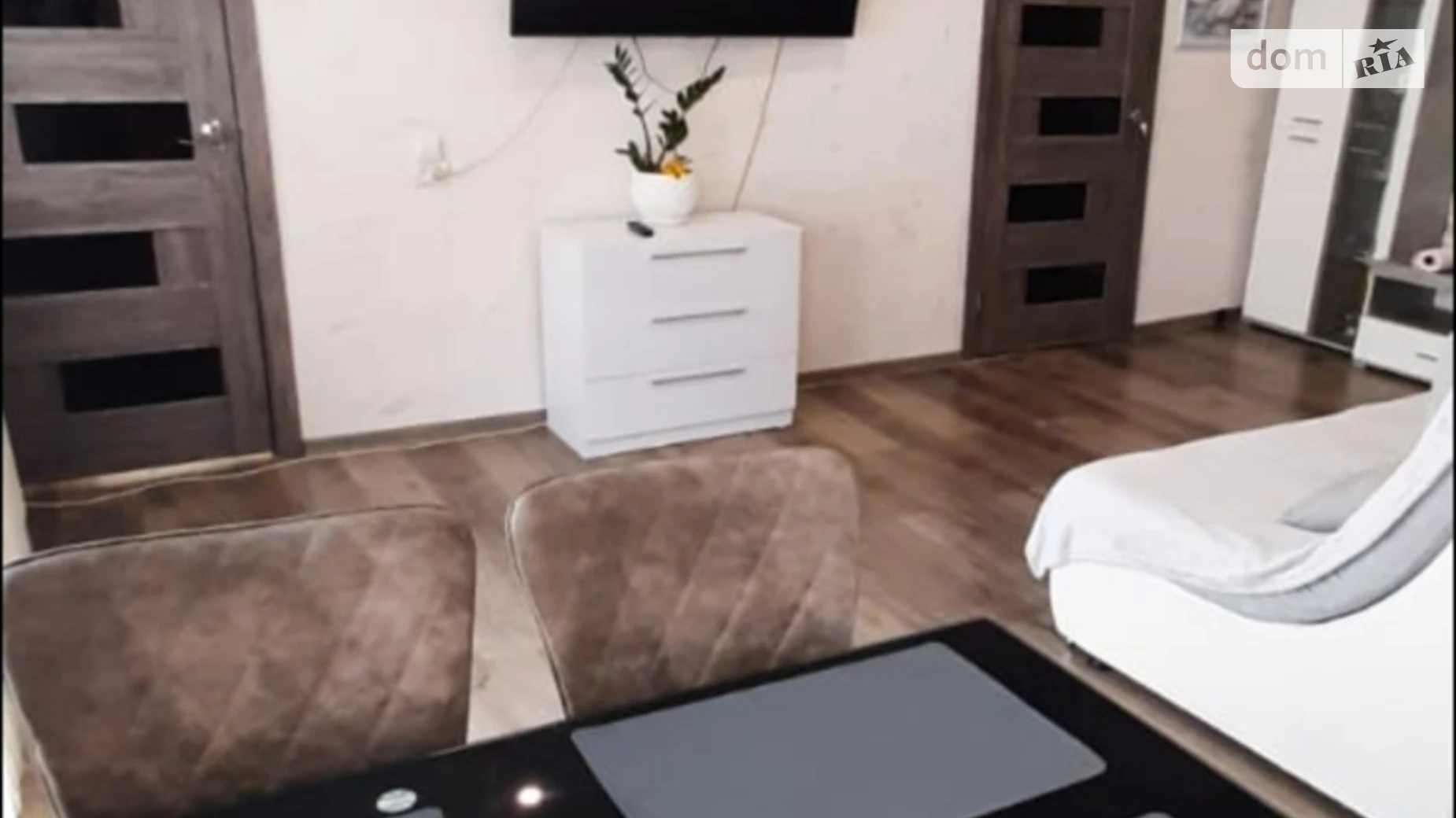 3-комнатная квартира 49 кв. м в Тернополе, ул. Сливенская, 5 - фото 2