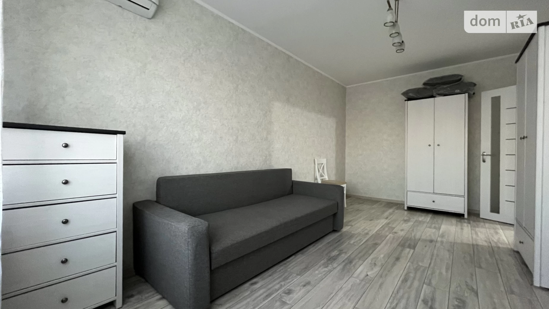 Продається 1-кімнатна квартира 39 кв. м у Києві, вул. Межова, 23Б - фото 2
