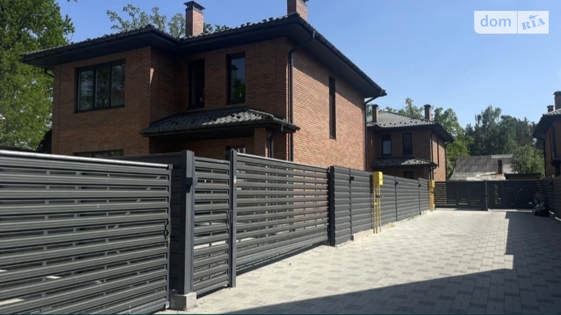 Продается дом на 2 этажа 130 кв. м с верандой, цена: 165000 $ - фото 3