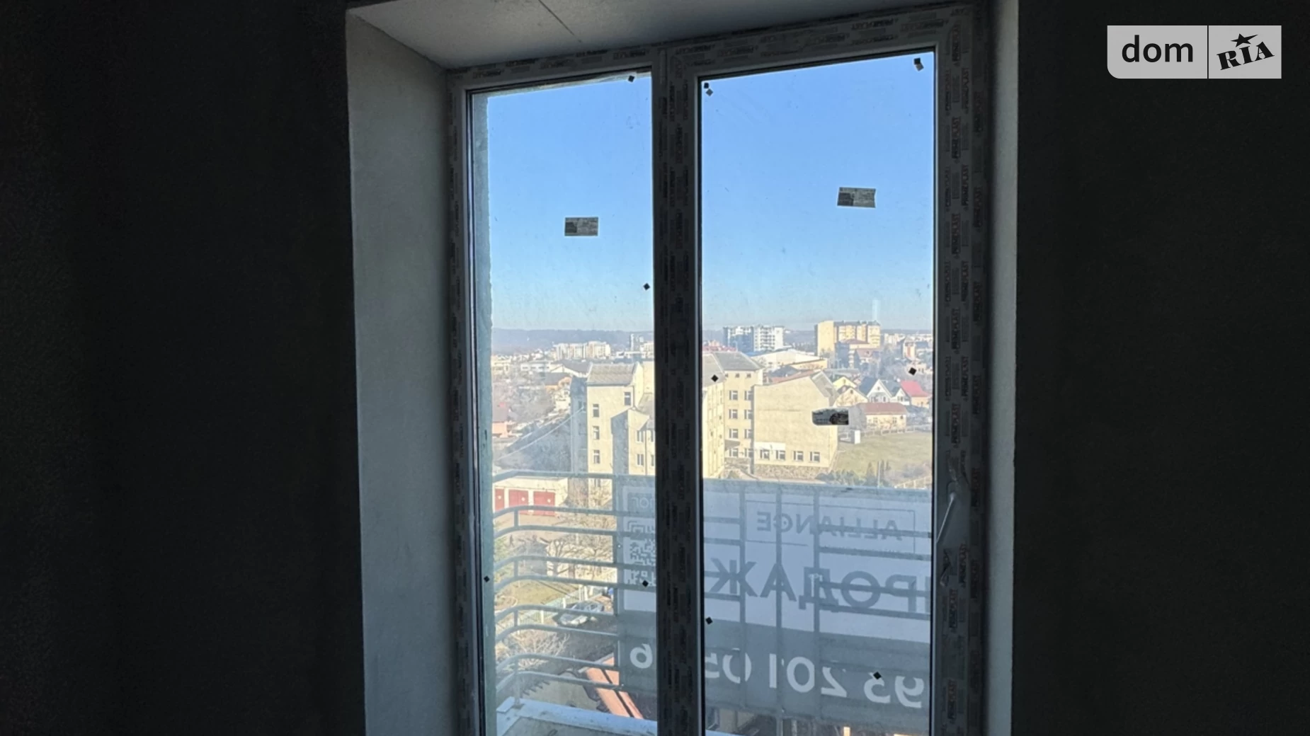 Продается 2-комнатная квартира 72 кв. м в Ивано-Франковске, ул. Хмельницкого Богдана, 57 - фото 2