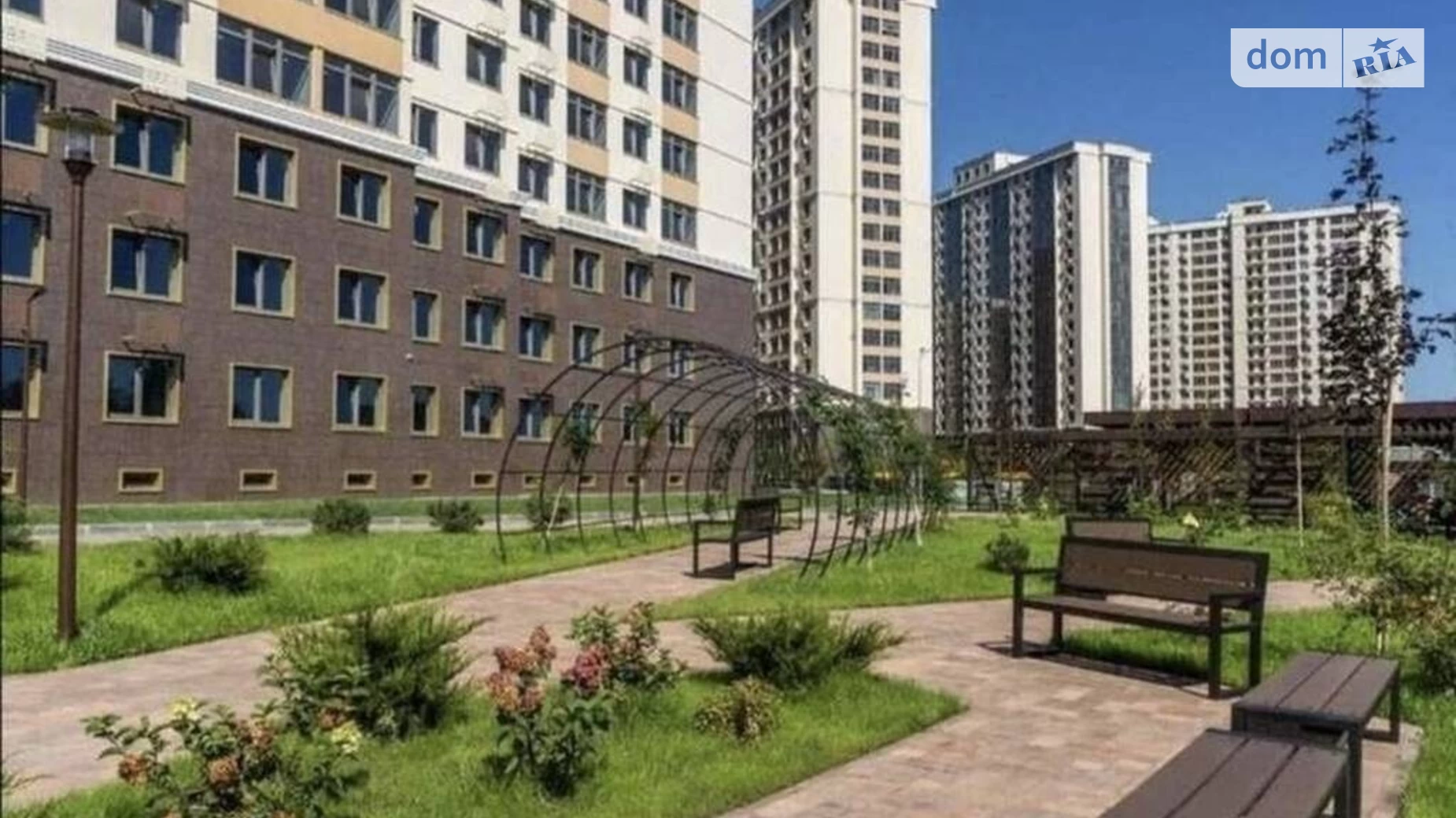 Продається 2-кімнатна квартира 58.7 кв. м у Лиманці, вул. Перлинна, 8 - фото 2