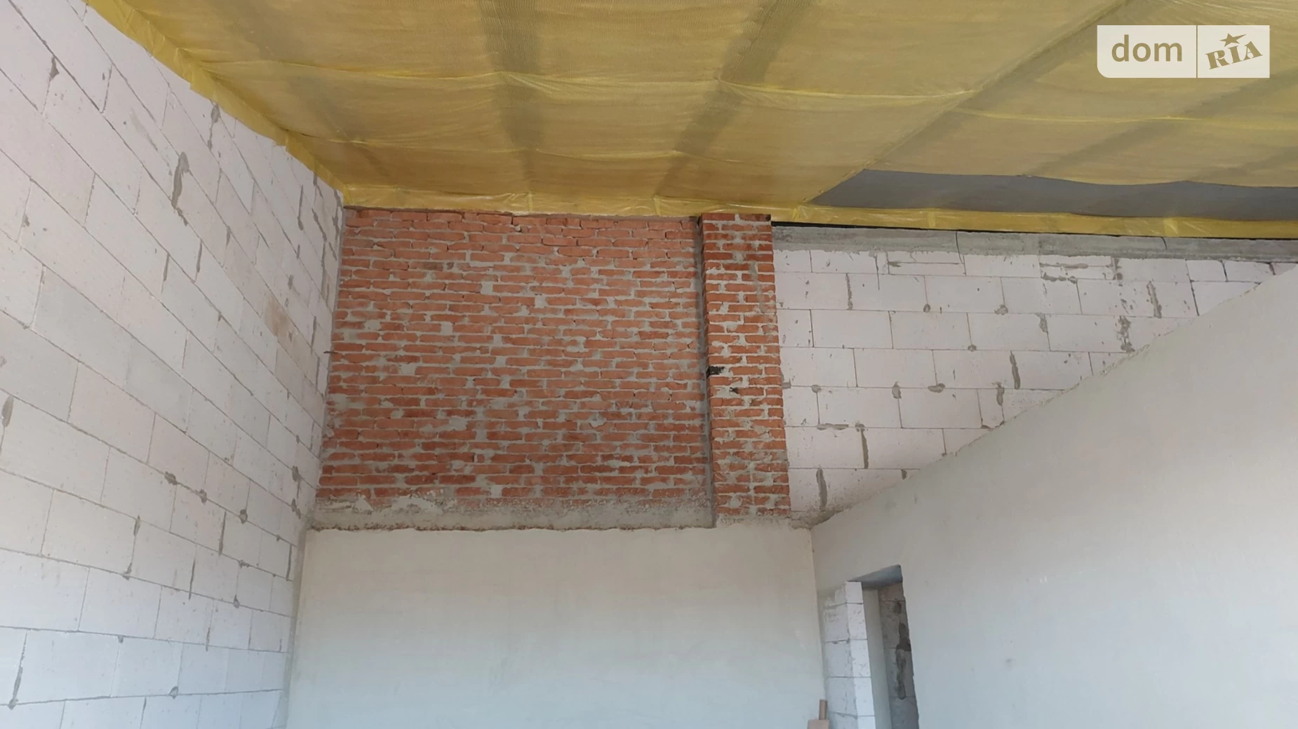 Продается 2-комнатная квартира 65 кв. м в Байковцах, ул. Солнечная, 19А - фото 3