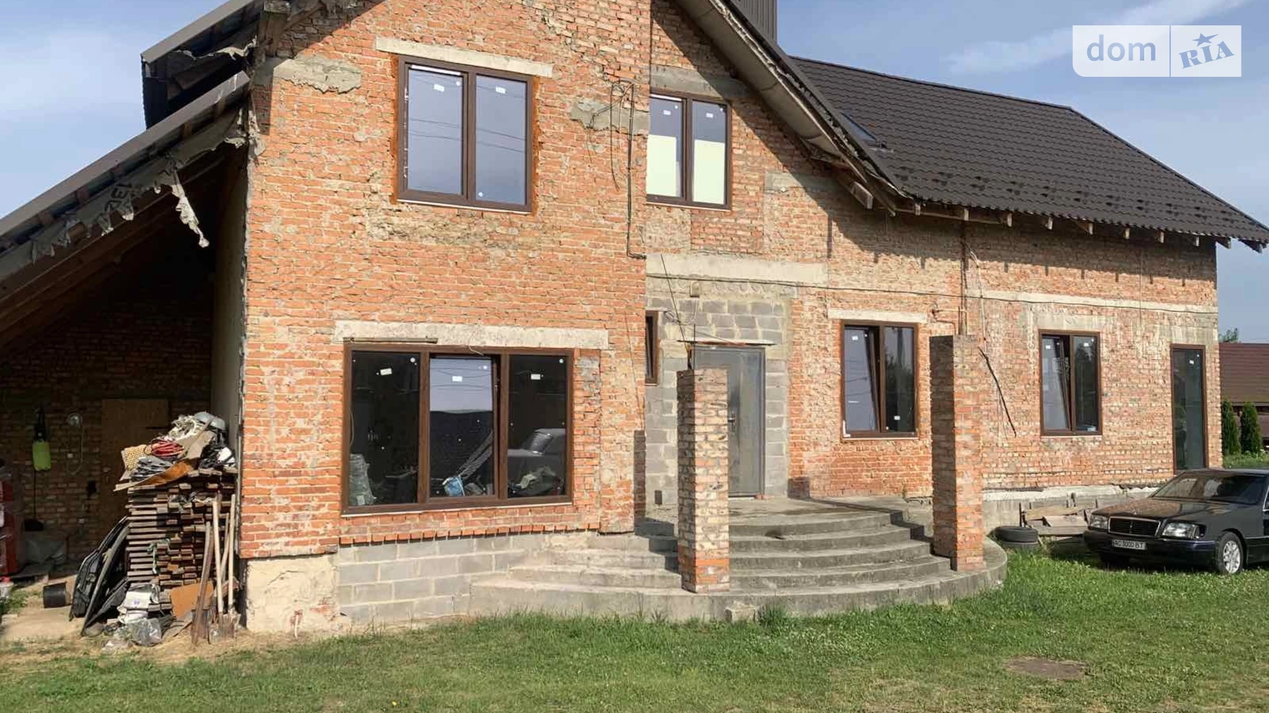 Продается дом на 2 этажа 340 кв. м с участком, цена: 250000 $ - фото 2