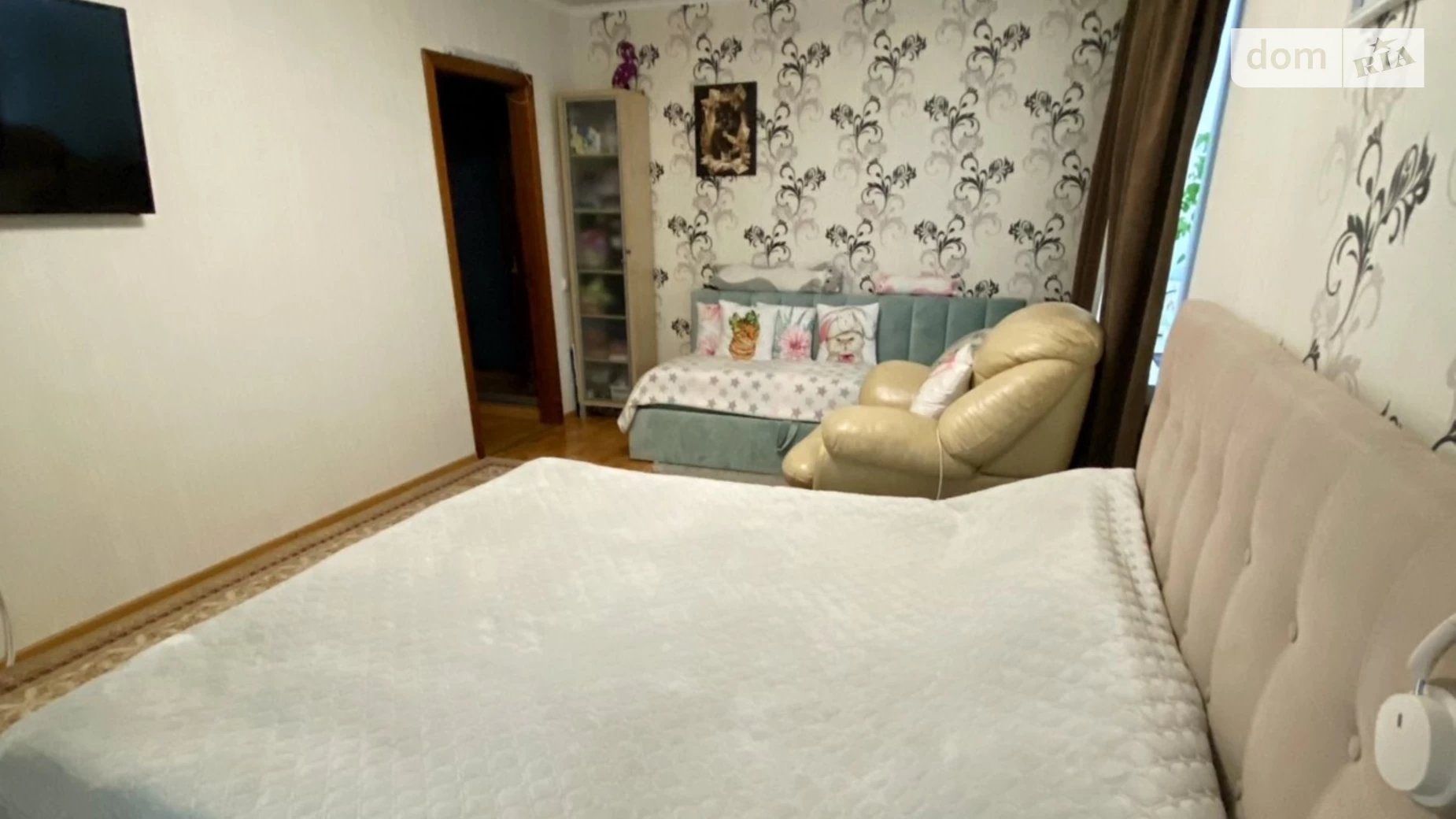 Продается 2-комнатная квартира 61.2 кв. м в Броварах, ул. Декабристов, 44 - фото 4