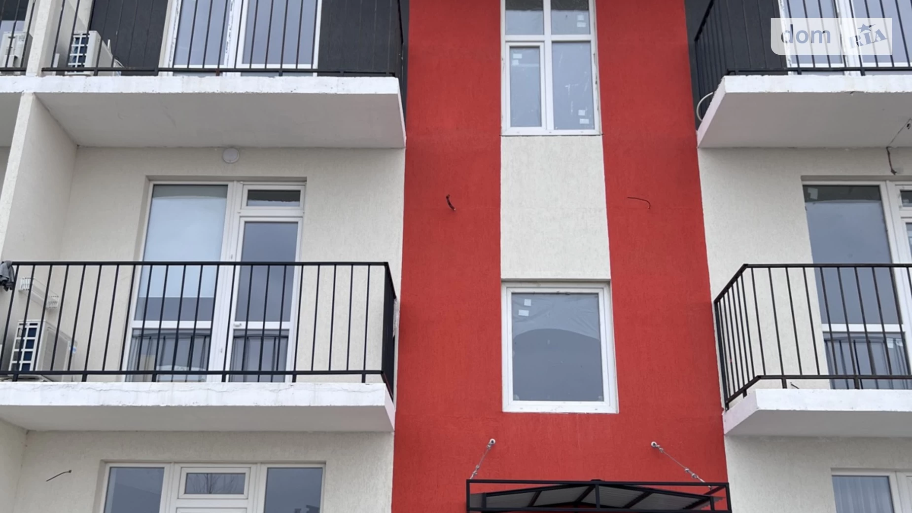 Продается 1-комнатная квартира 24.5 кв. м в Южному, ул. Иванова, 33 - фото 2