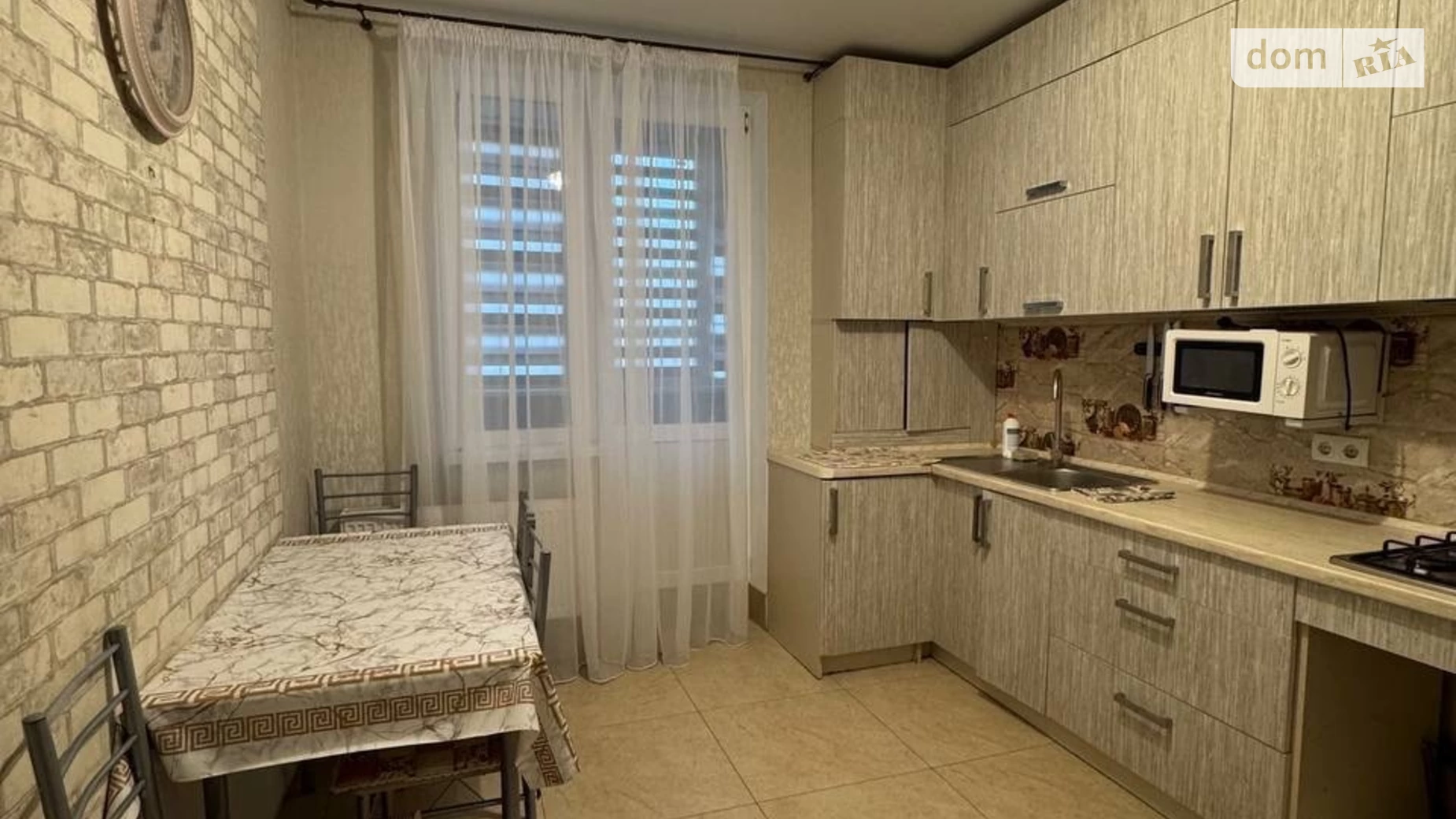 Продается 2-комнатная квартира 55 кв. м в Авангарде, ул. Европейская, 15 - фото 2