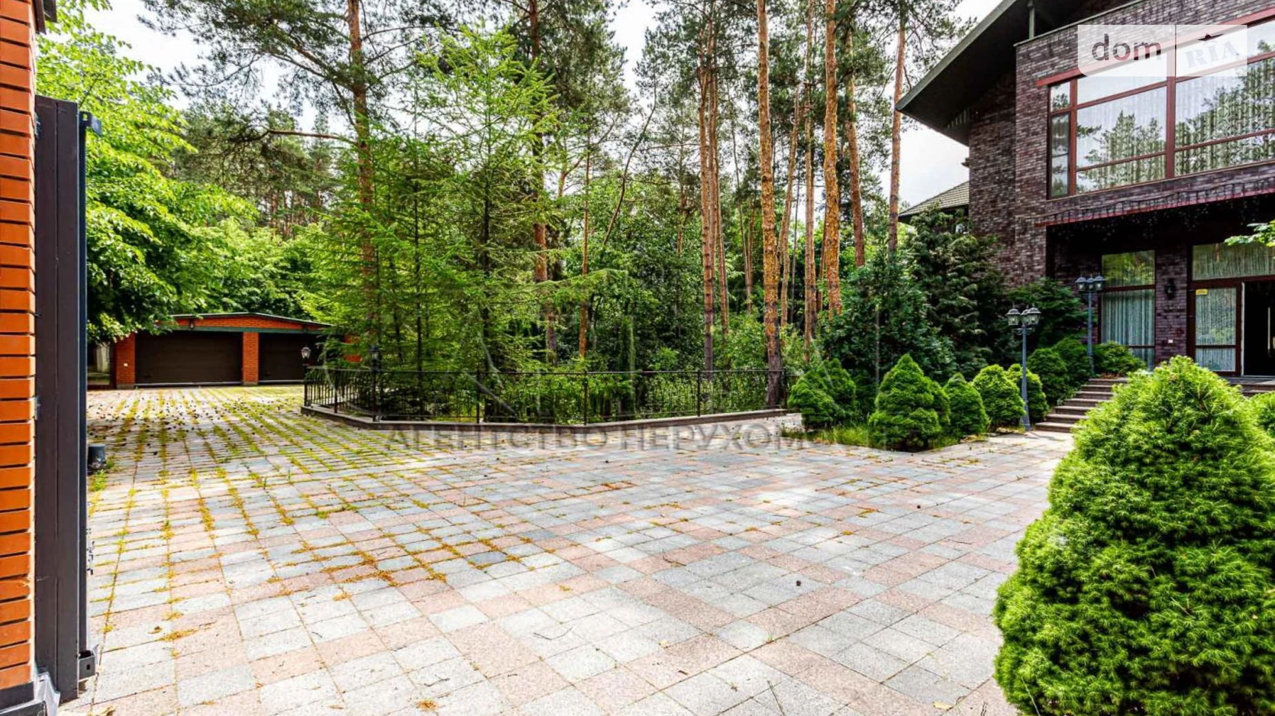 Сдается в аренду дом на 4 этажа 900 кв. м с мансардой, цена: 8000 $ - фото 3