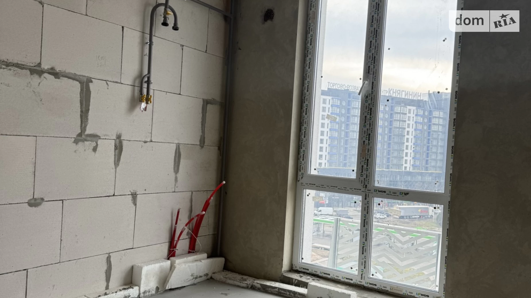 Продается 1-комнатная квартира 40.5 кв. м в Ивано-Франковске, ул. Надречная, 1 - фото 3