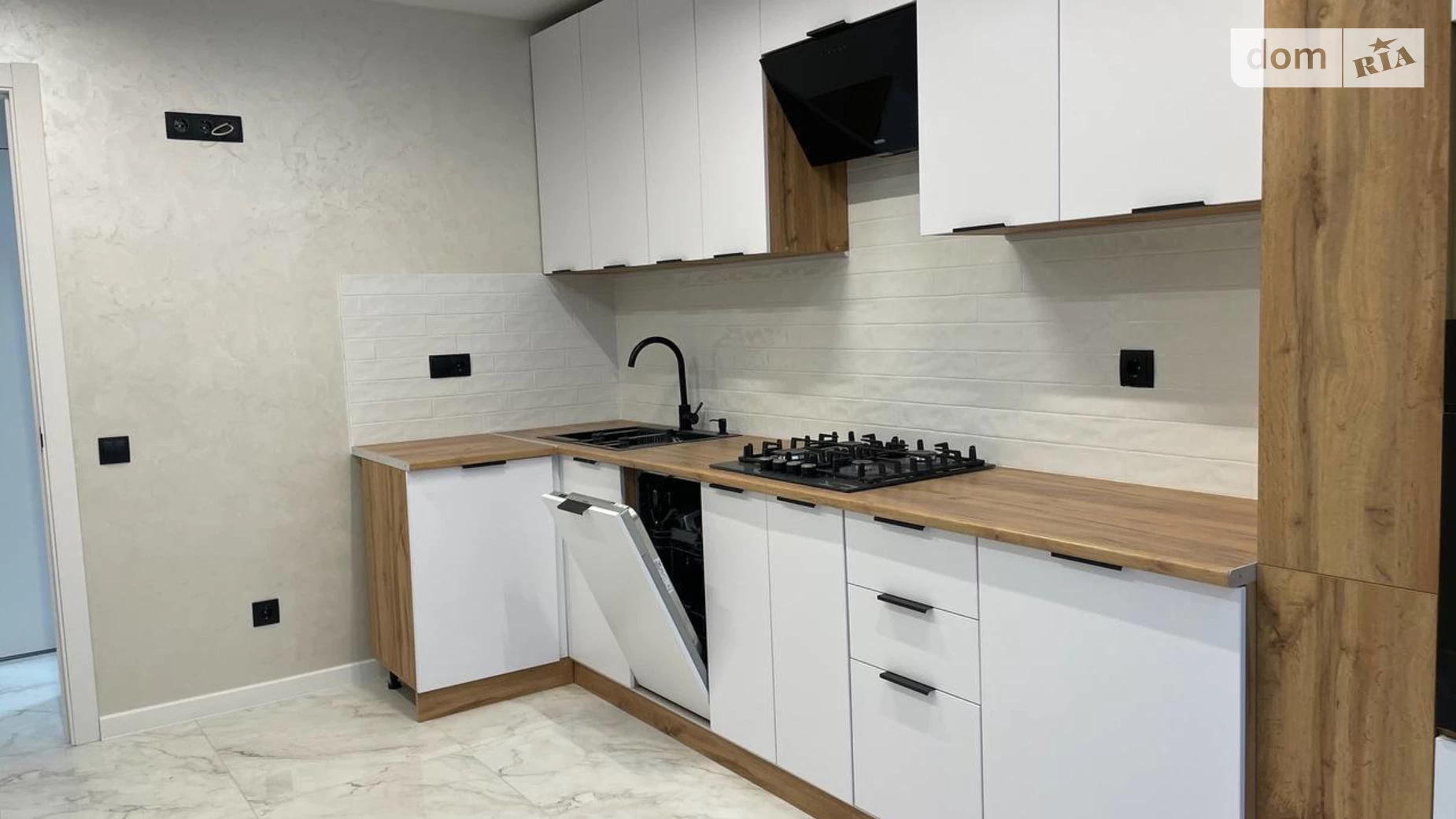 2-кімнатна квартира 57 кв. м у Тернополі, вул. Білогірська - фото 2