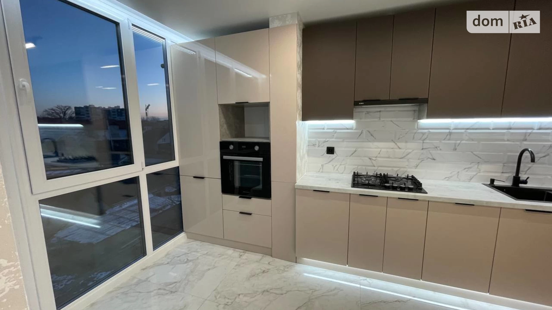 2-комнатная квартира 66 кв. м в Тернополе, цена: 88000 $ - фото 2