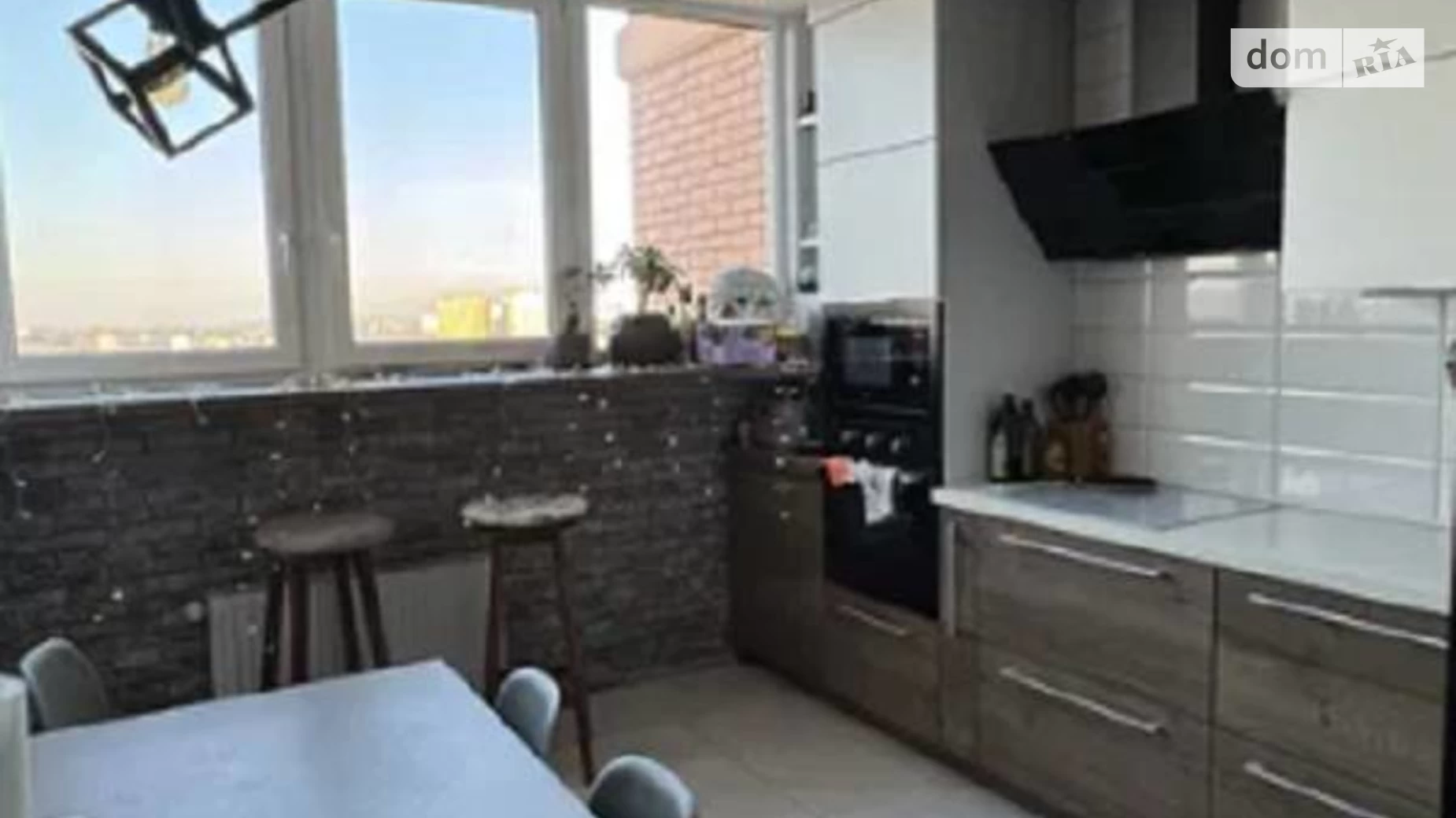 Продается 2-комнатная квартира 56.5 кв. м в Одессе, ул. Балковская - фото 2