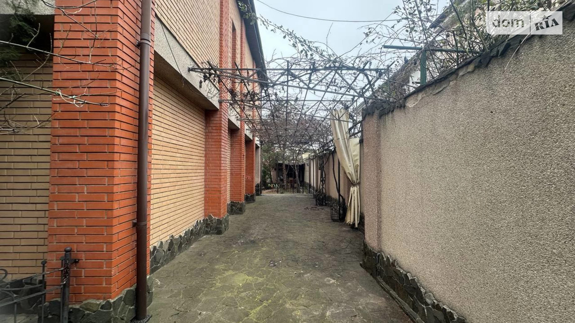 Продается дом на 2 этажа 292.2 кв. м с мебелью, цена: 238000 $ - фото 2