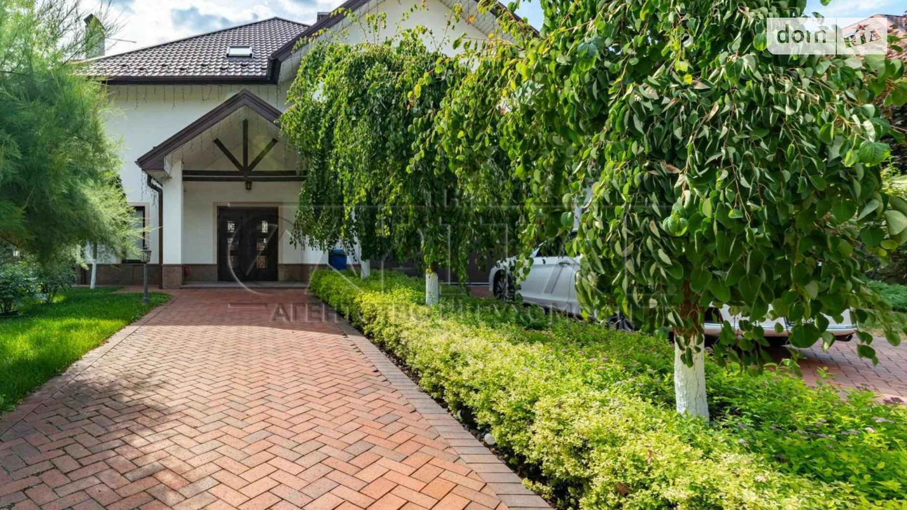 Продается дом на 3 этажа 400 кв. м с верандой, цена: 750000 $ - фото 2