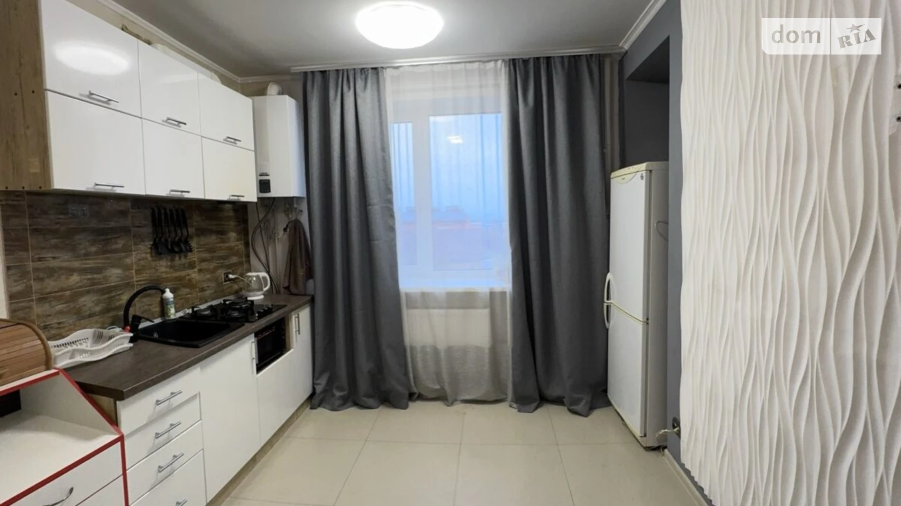 Продается 1-комнатная квартира 34.1 кв. м в Гостомеле, ул. Остромирская, 35Д - фото 2