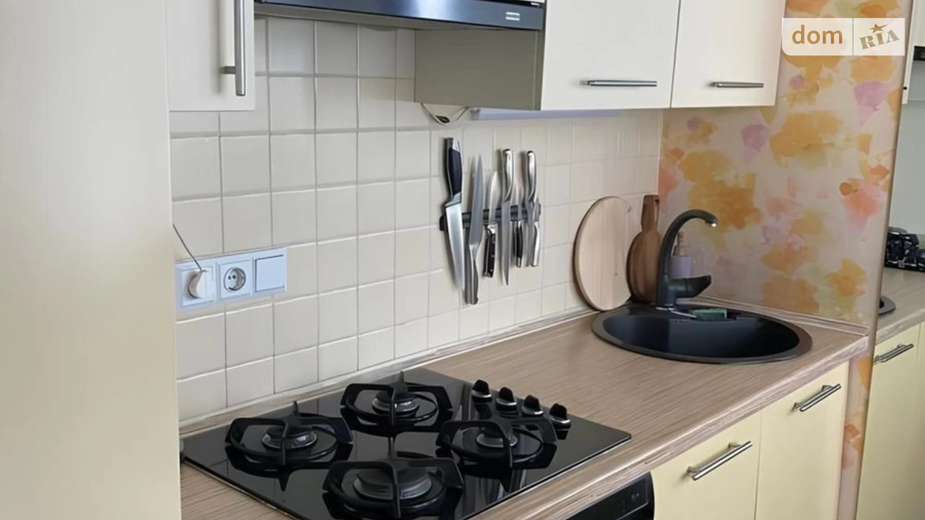 Продается 2-комнатная квартира 47 кв. м в Киеве, ул. Саперное Поле, 26 - фото 3