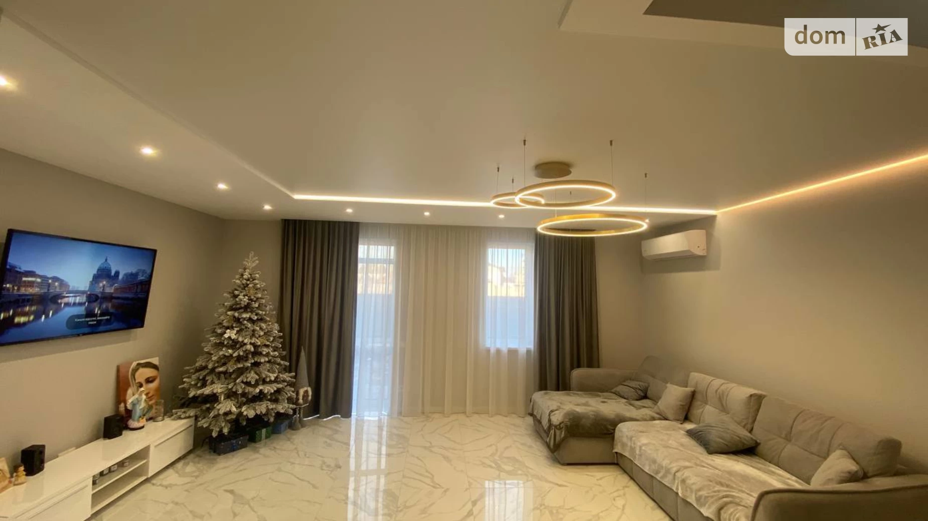 Криховцы (Ивано-Франковск) Таунхаус West town, цена: 170000 $ - фото 2