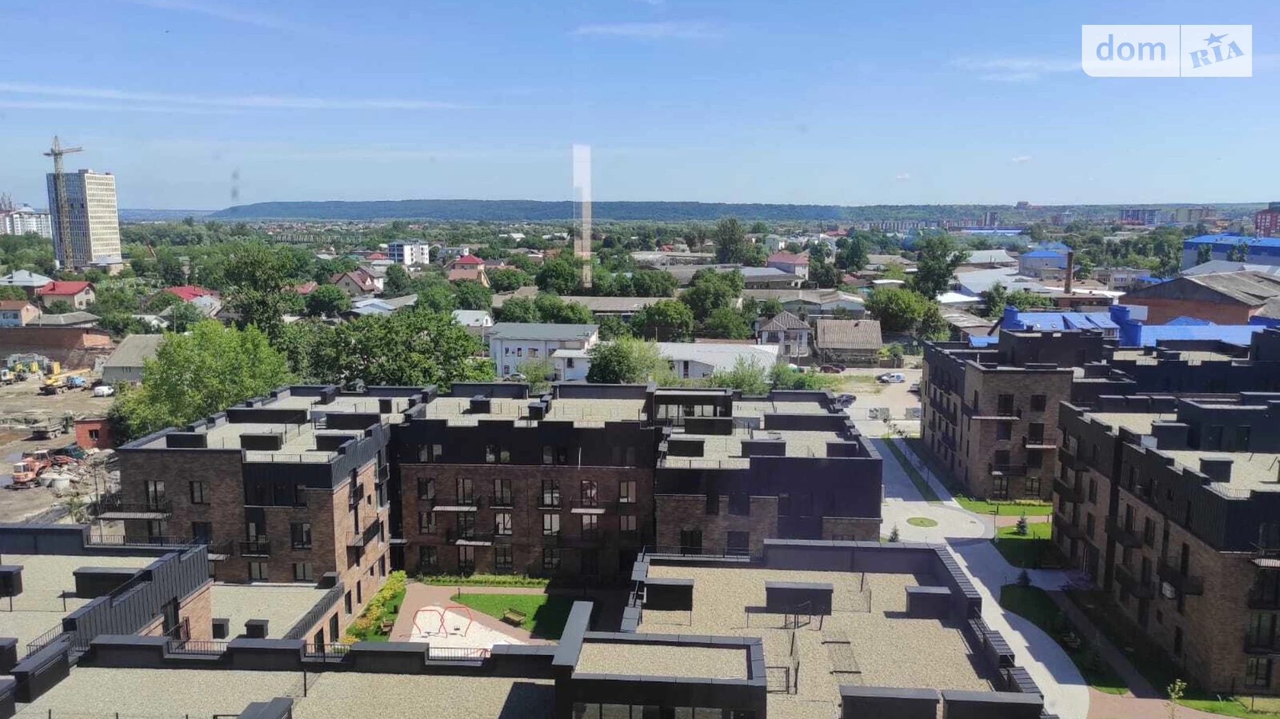 Продается 3-комнатная квартира 97.1 кв. м в Ивано-Франковске, ул. Крайковского, 1А - фото 2