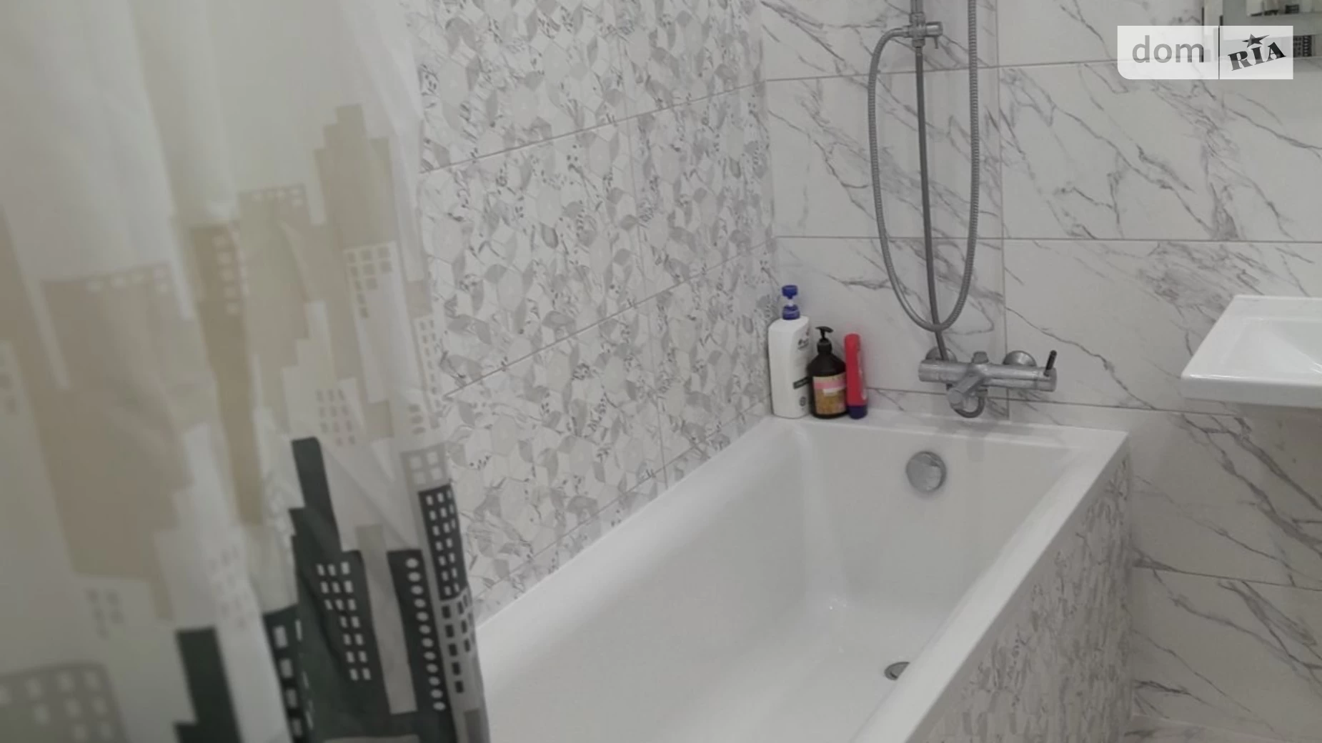 Продается 2-комнатная квартира 81 кв. м в Минае, пер. Парковый - фото 3