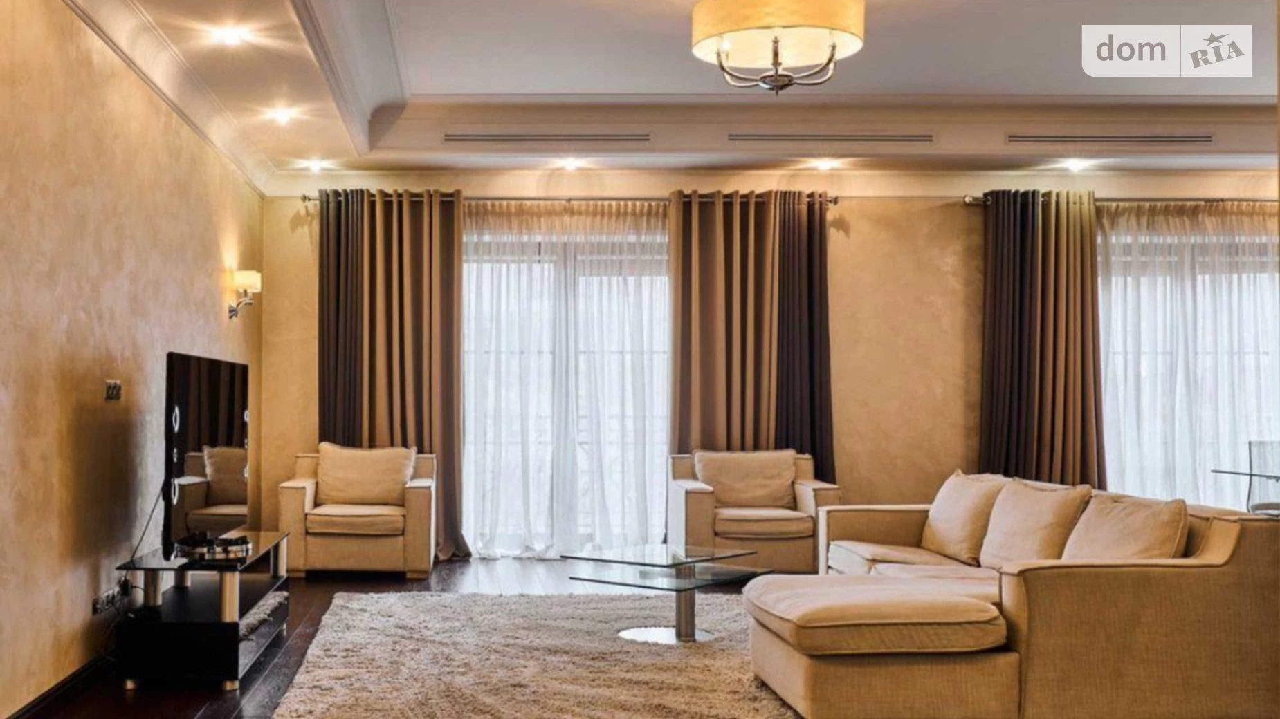 Продается 2-комнатная квартира 212 кв. м в Киеве, ул. Ломаковская(Мичурина), 56 - фото 2