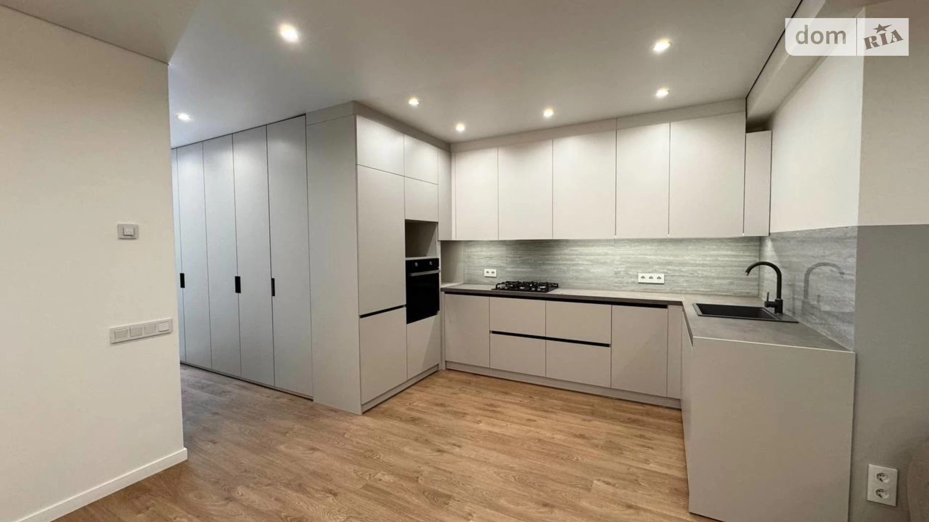 Продається 2-кімнатна квартира 73 кв. м у Рівному, цена: 112000 $ - фото 4
