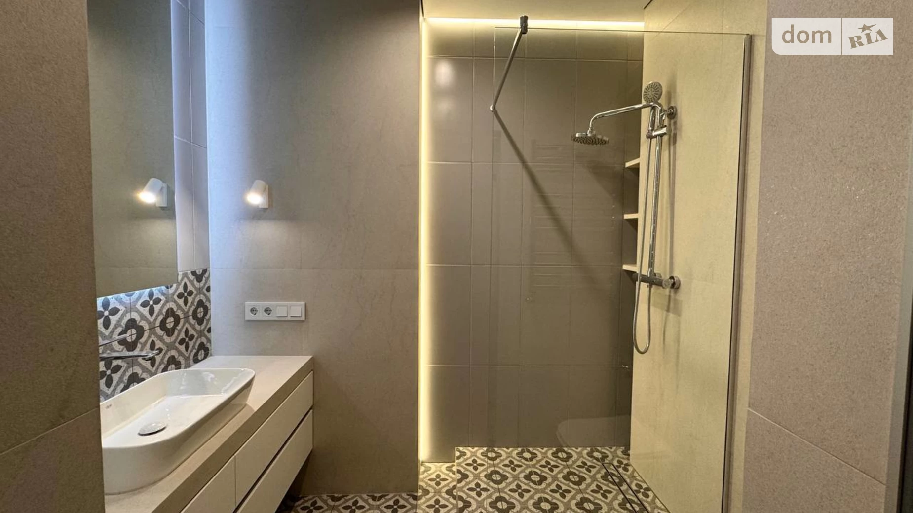 Продається 2-кімнатна квартира 73 кв. м у Рівному, цена: 112000 $ - фото 3