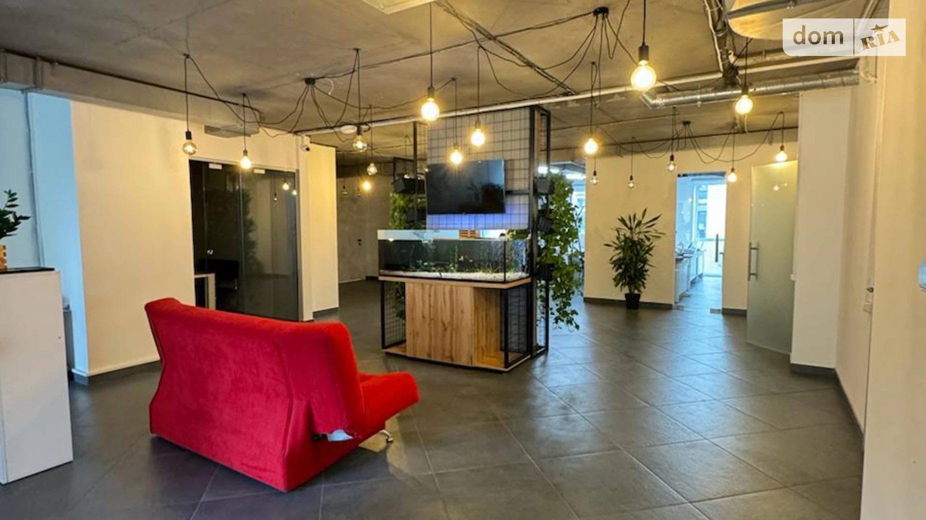 Продається об'єкт сфери послуг 260 кв. м в 9-поверховій будівлі, цена: 377000 $ - фото 4
